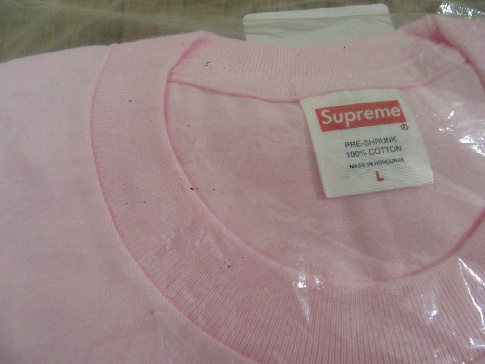 Supreme Grinch Tee T-Shirt Size Large Pink FW24 Supreme New York 2024 Brand New