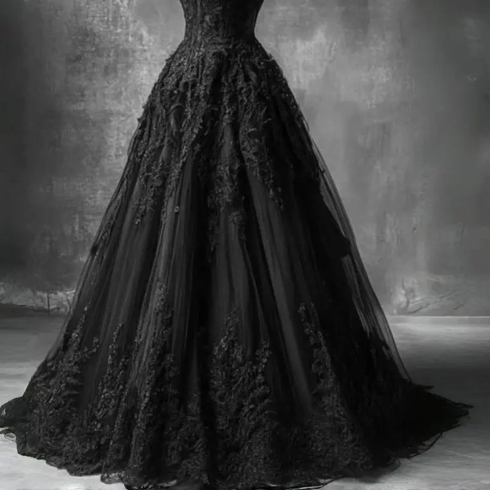 Black Lace Gothic Wedding Dresses Jewel Neck Sleeveless Vintage Bridal Gowns ﻿