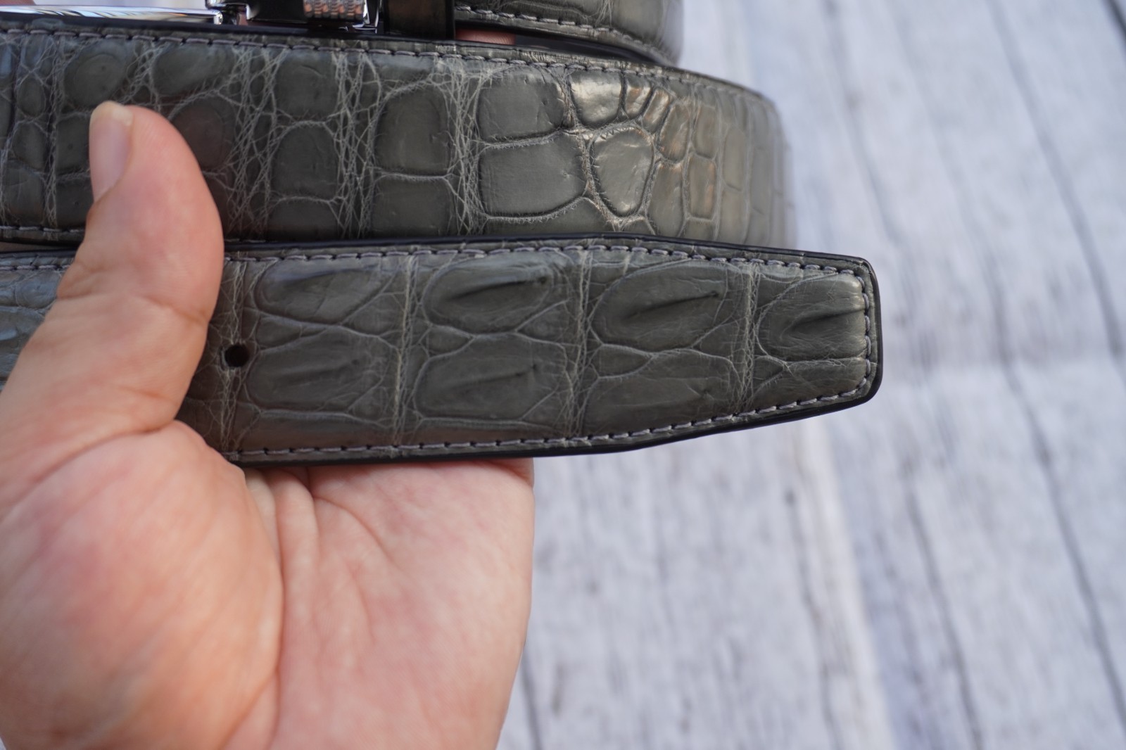 W 1.5 inch – Gray Genuine Crocodile Belly Leather Skin Men’s Belt #R42
