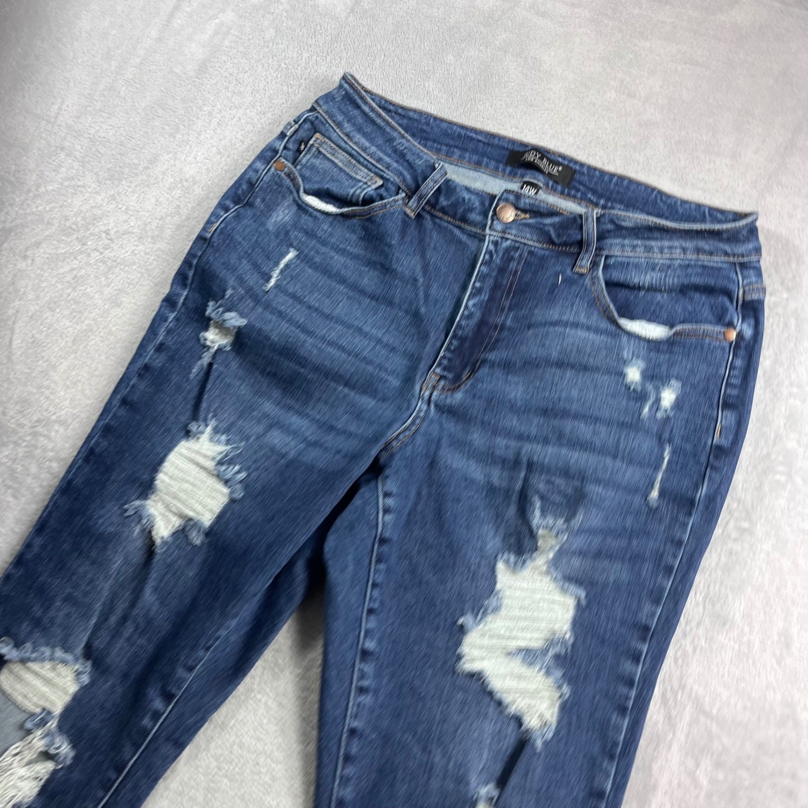 Judy Blue Distressed Boyfriend Jeans Medium Wash High Rise Ripped 14W JB88220
