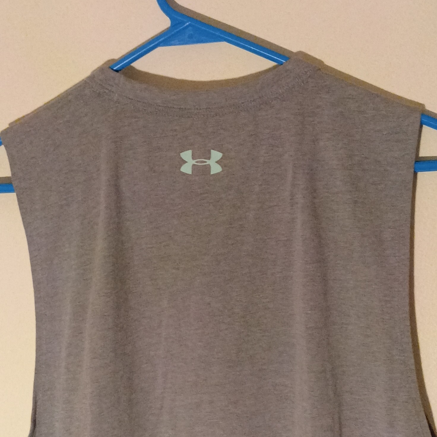 Under Armour HeatGear Men’s Tank Sleeveless Crew Neck Loose Lightweight Gray M