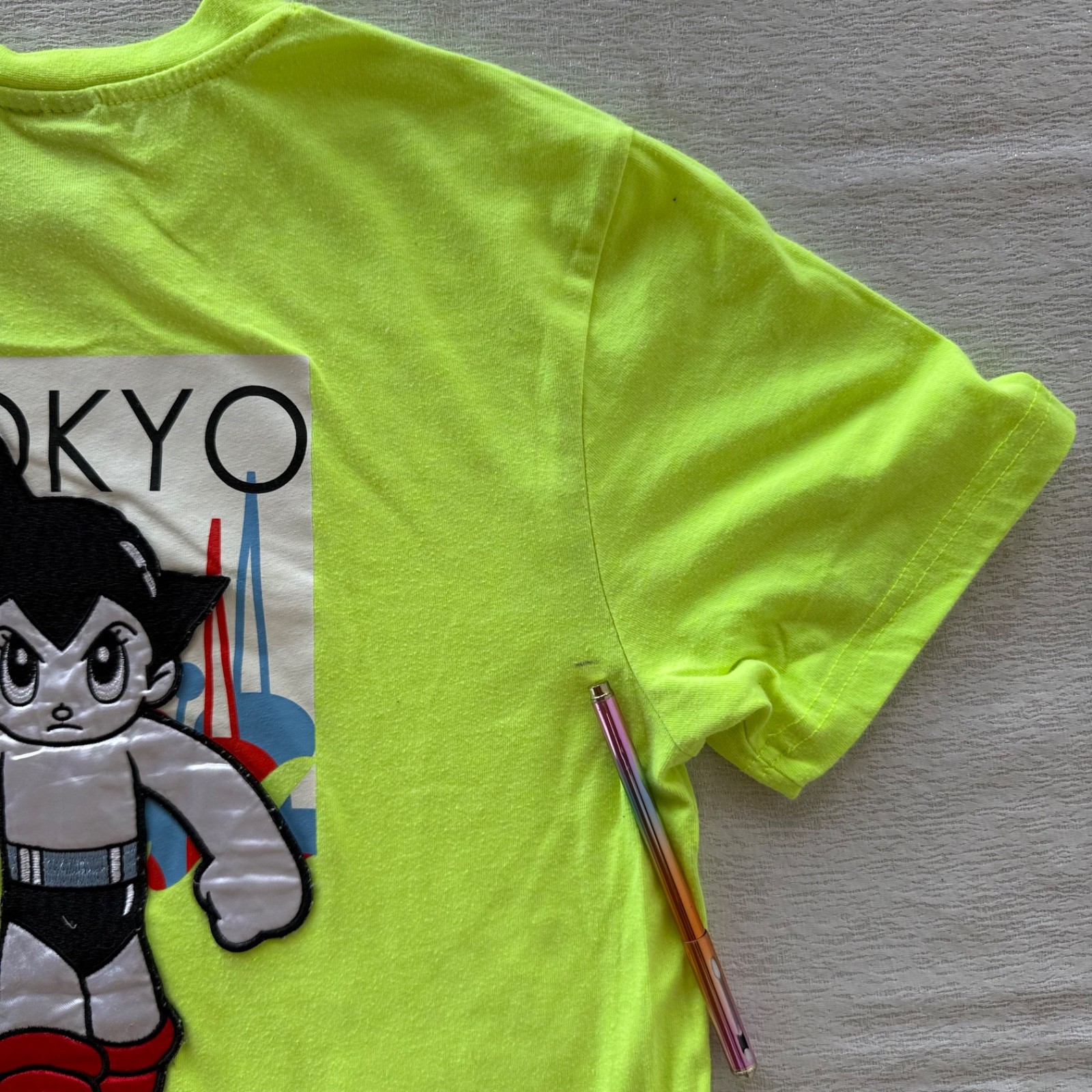 Astro Boy Tokyo Southpole Collab Graphic Tshirt Mens Size Small Neon Green Anime