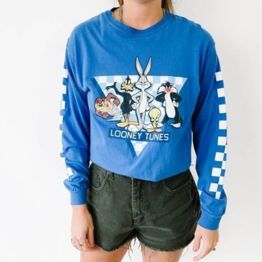 Looney Tunes Graphic Long Sleeve Shirt Blue Checkered Sleeve Bugs Bunny M
