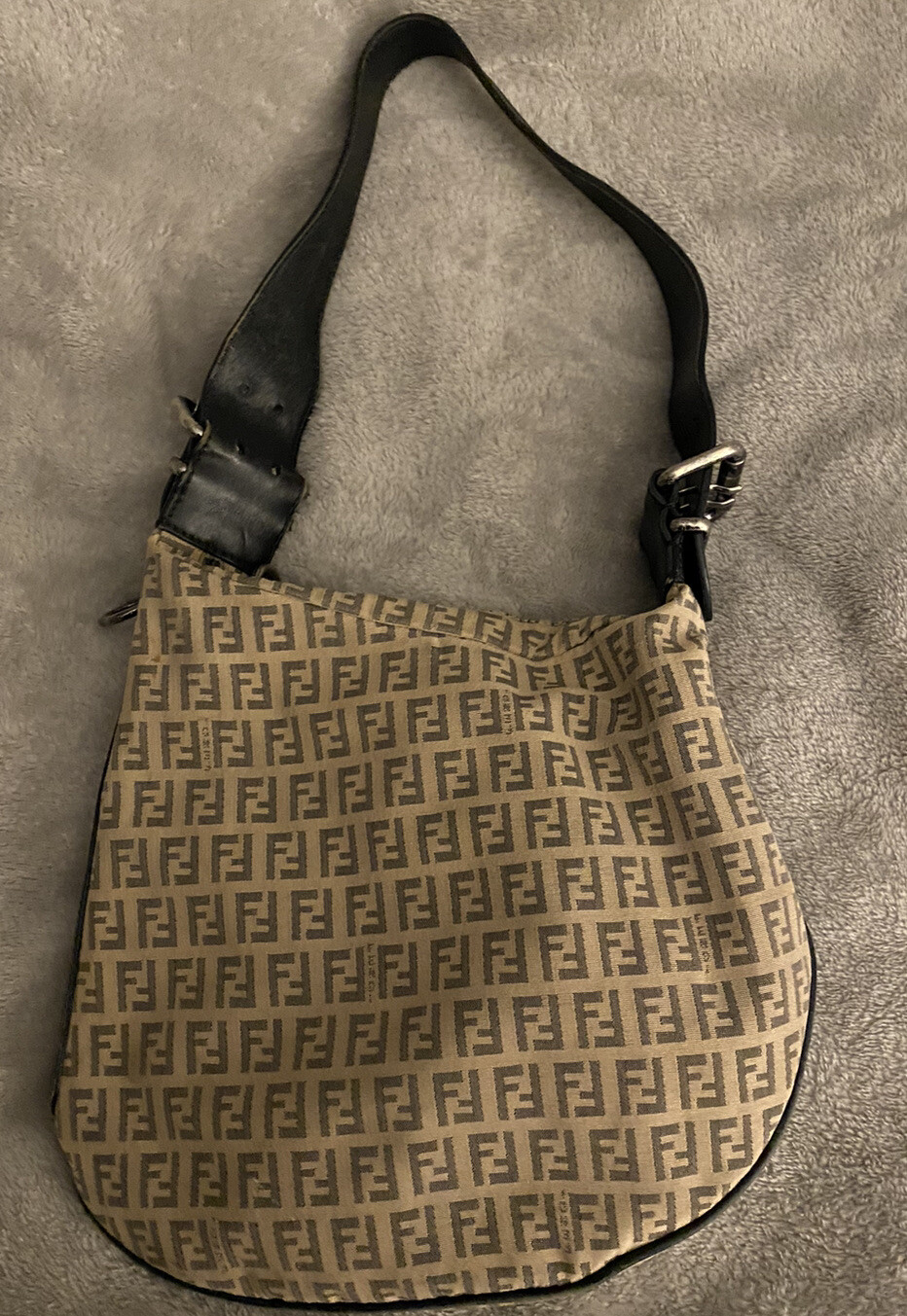 FENDI Zucchino Oyster Medium Bag Vintage Brown Monogram Logo Purse