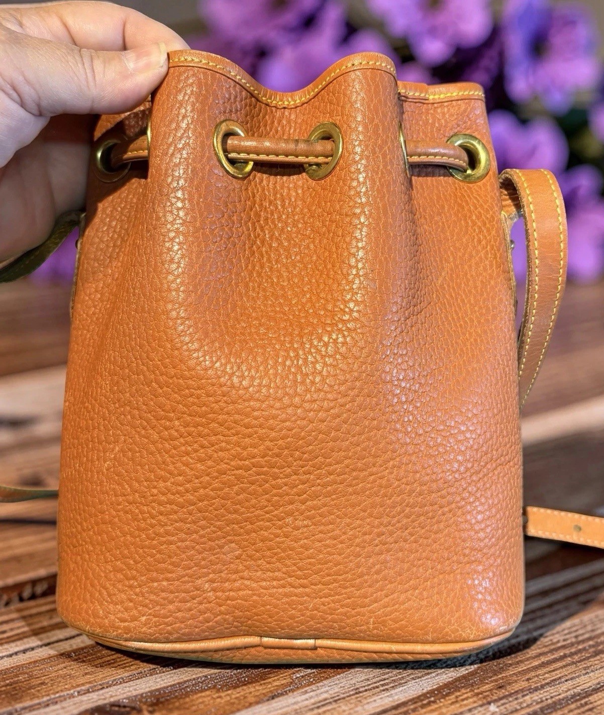 Dooney Bourke Brown Vintage R134 Mini Bucket Drawstring Shoulder Bag Leather