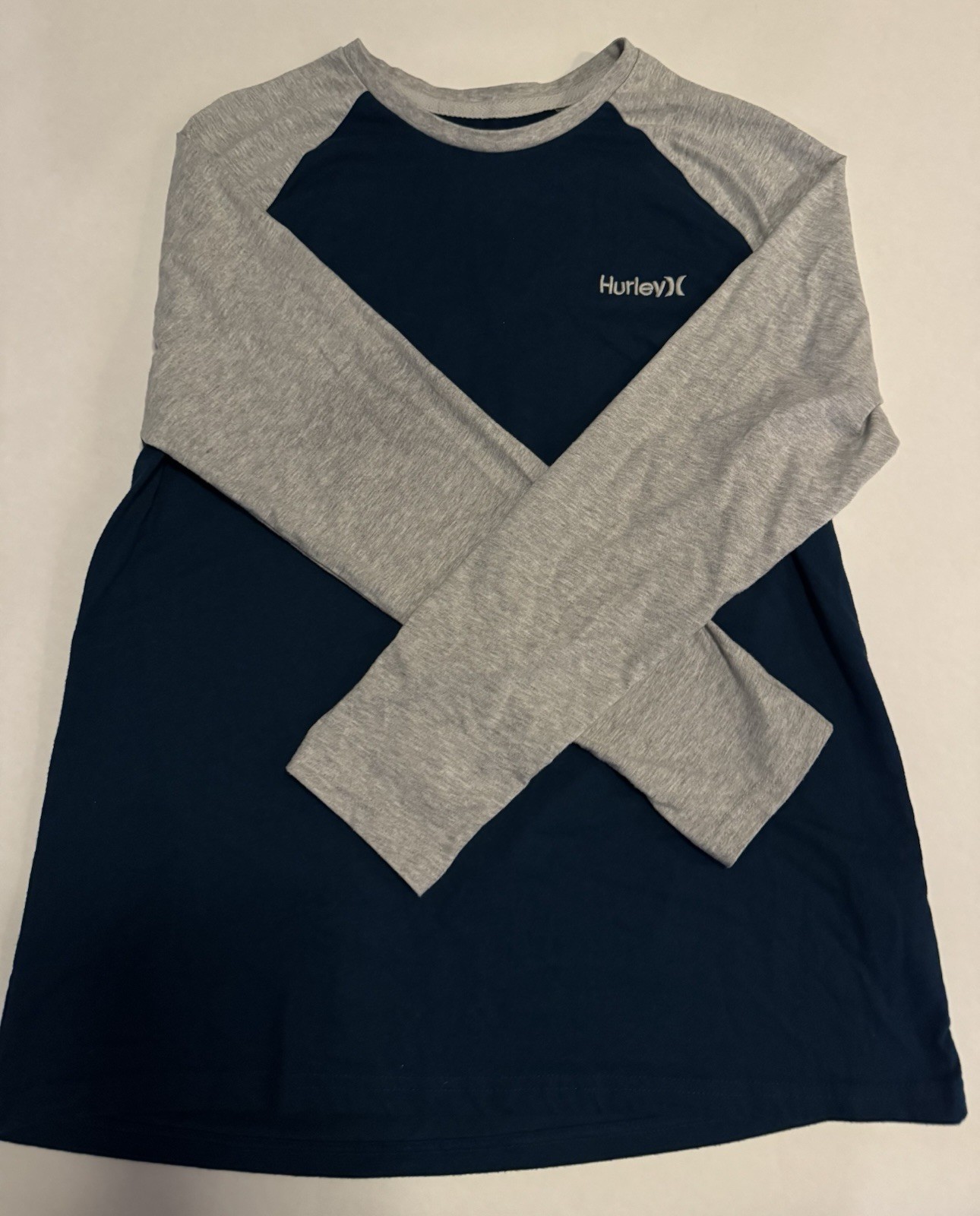Hurley Colorblock Blue Gray Men’s L Crew Neck Long Sleeve T-Shirt