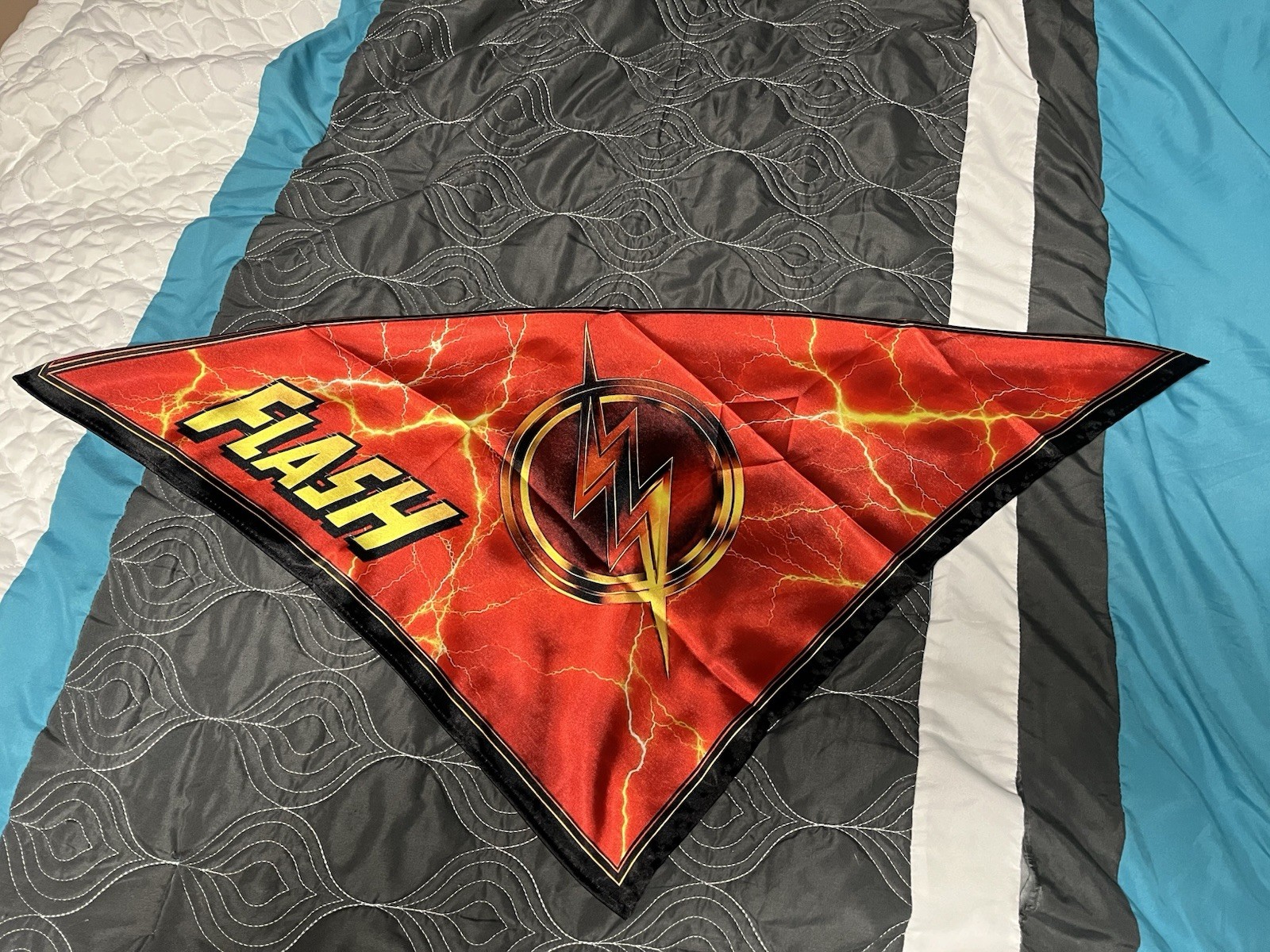 DC The Flash Lightning Bolt Bandana & Scarf