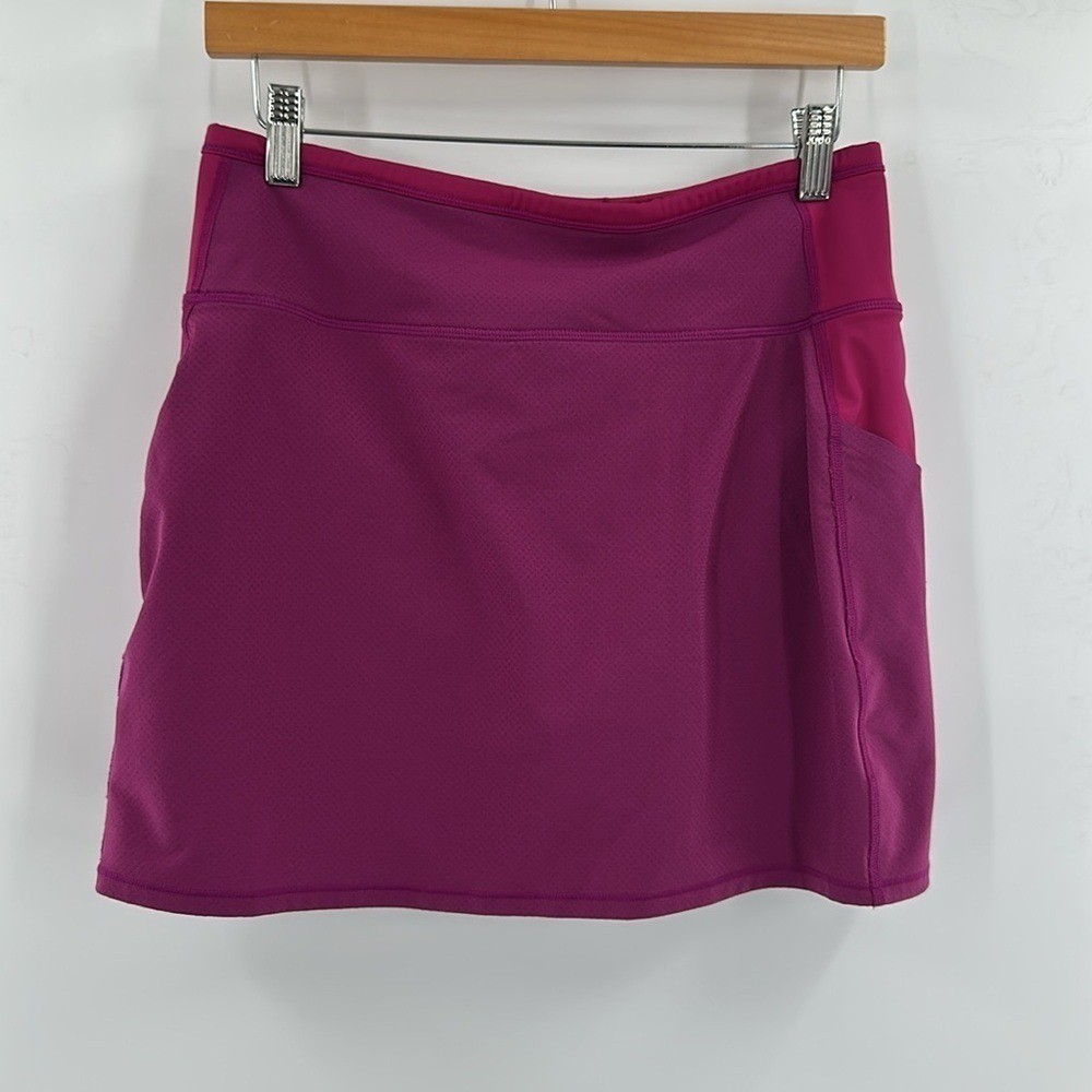 Athleta Action Skort in Dobby 14.5″ Small