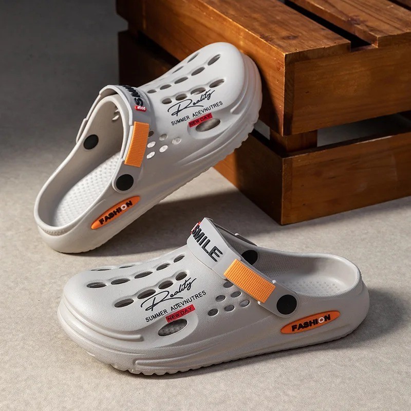 Summer Clogs Sandals 47 Men Clogs EVA Slippers Soft Sole Breathable Beach Slippe