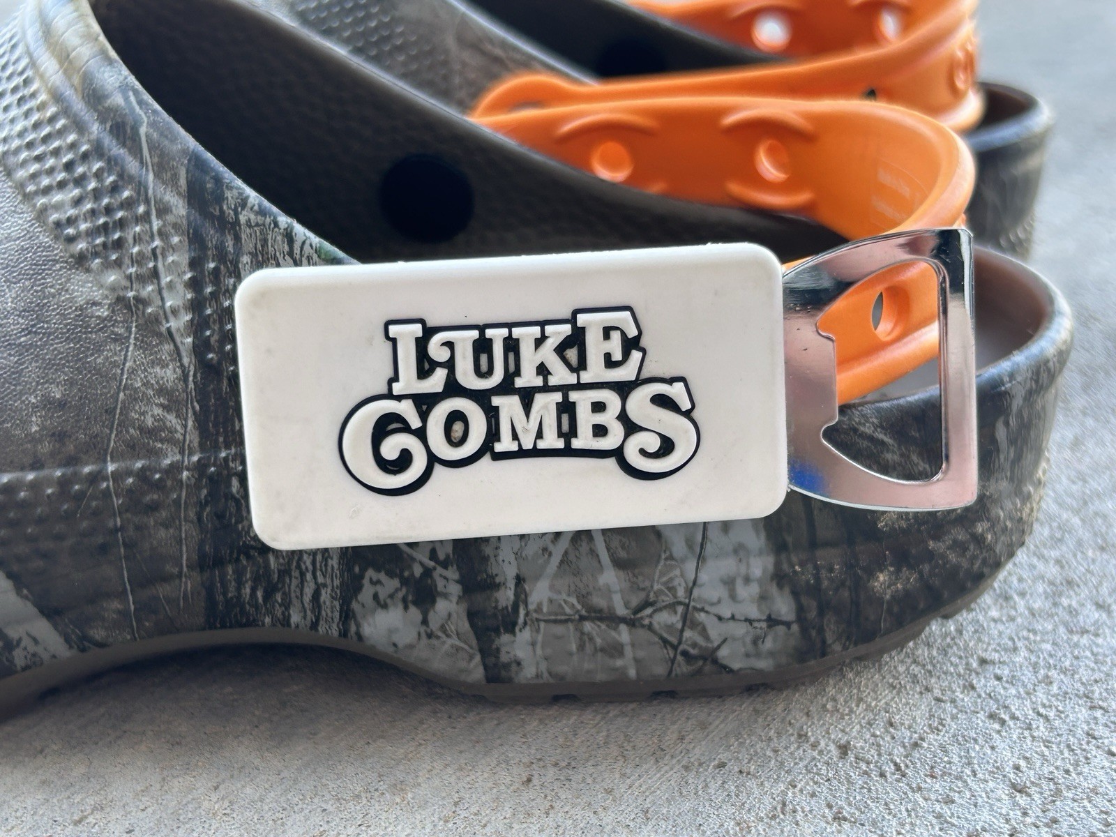 Crocs Luke Combs Camo Clog US M6 W8 Multicolor Orange Strap Cushioned