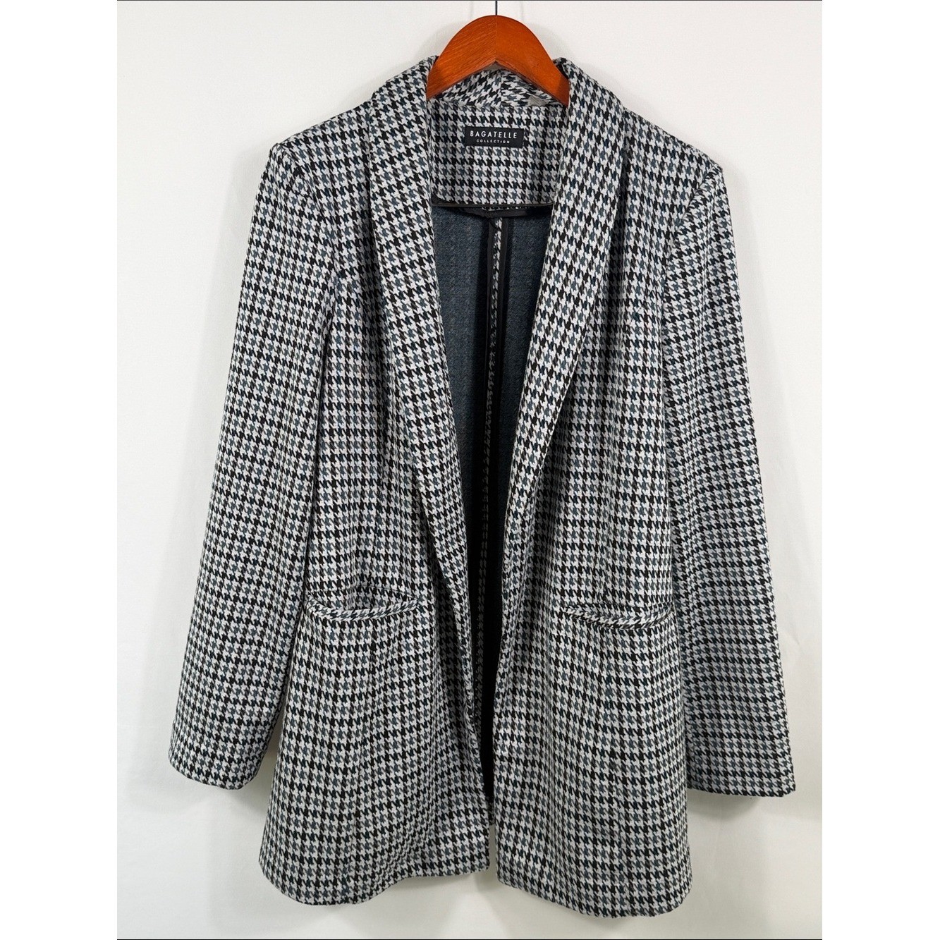 bagatelle Black Grey Blue Houndstooth Open-Front Blazer. Size XL. Shoulder pads