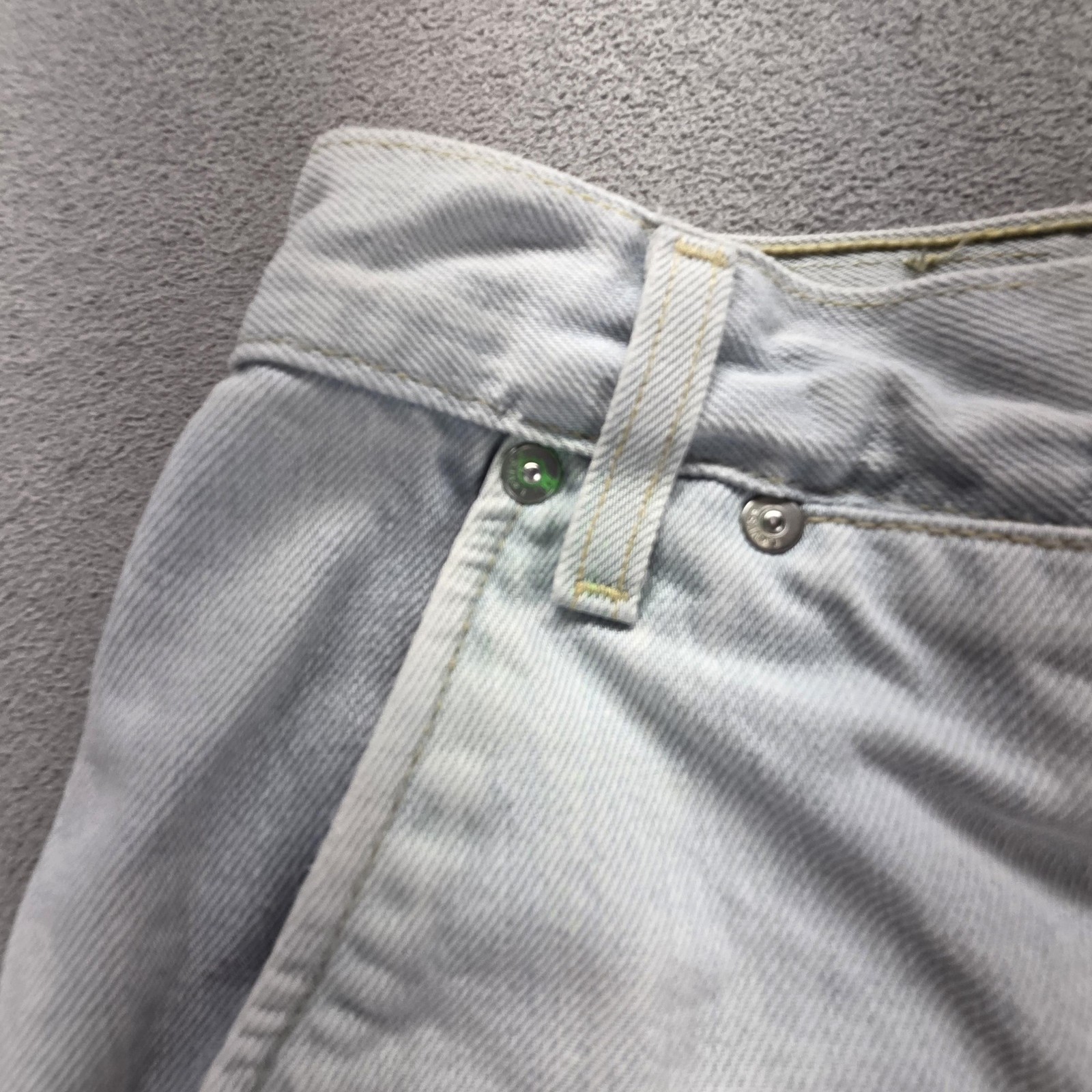 Vintage Levis Engineered Jeans Mens Blue Light Wash Twisted Zip Fly Fits 30×28