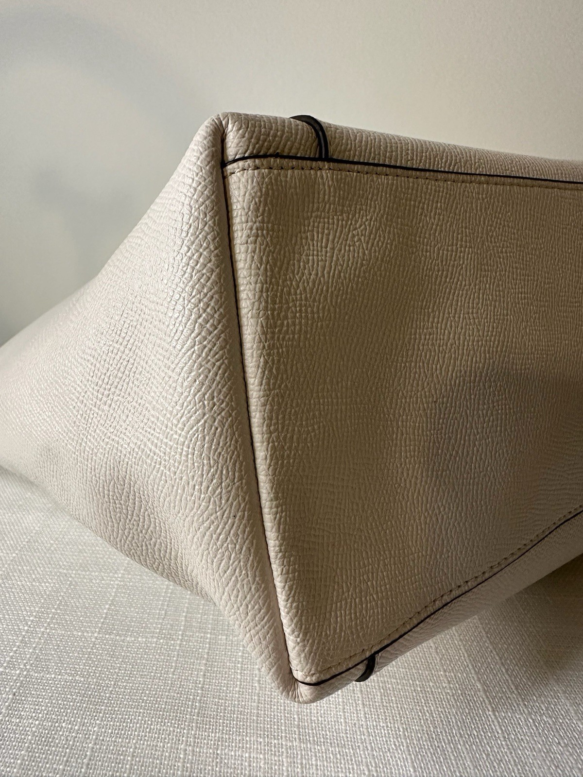 Coach City Zip Tote Chalk Crossgrain Leather Shoulder Bag Gold Hardware