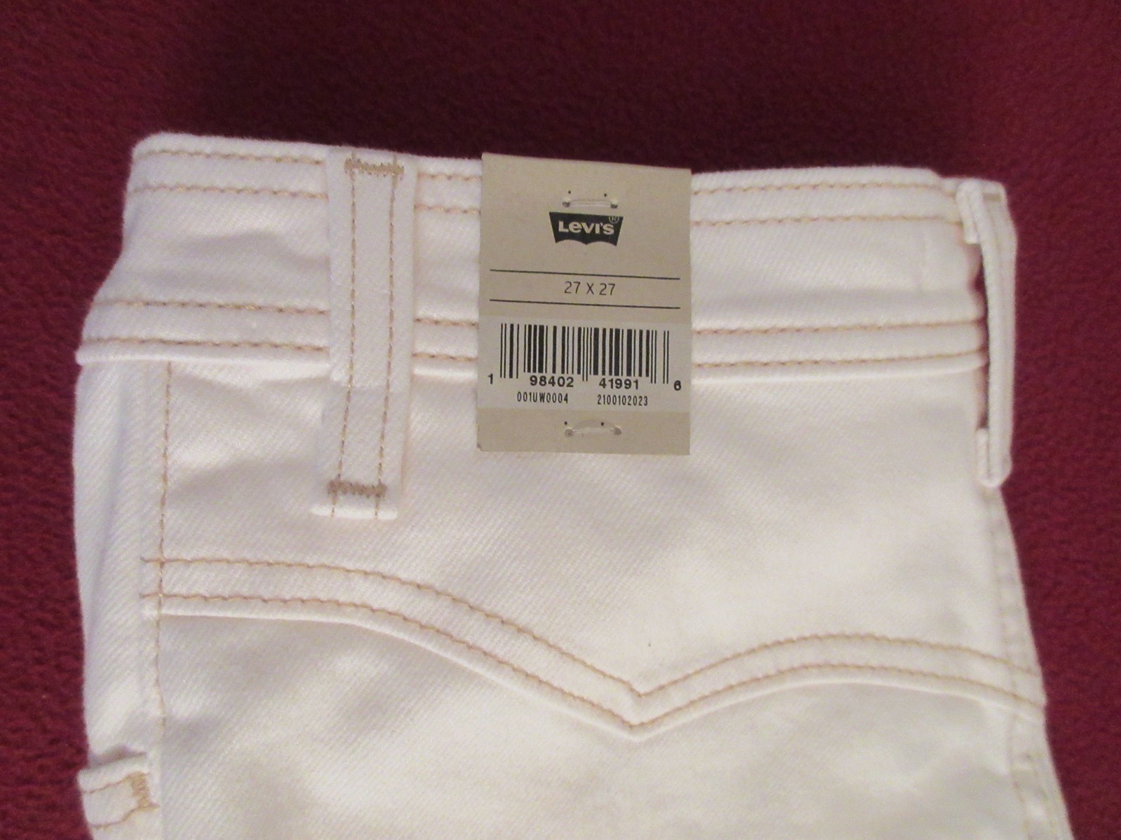Levis Jeans Women White Denim Ribcage Straight Ankle 27”x27” New w/TGS