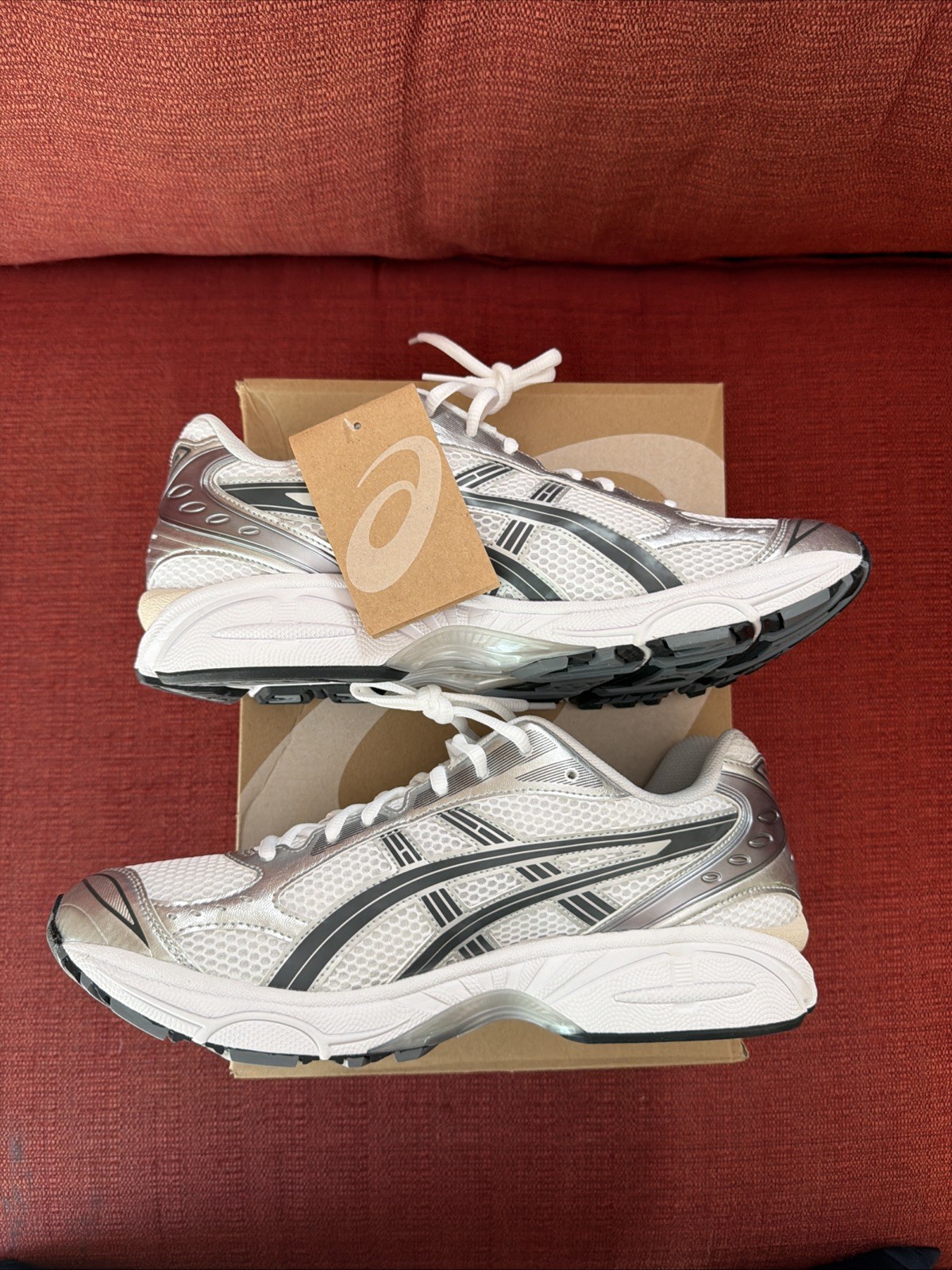 ASICS GEL-Kayano 14 White/Graphite Grey 1203A537-110 Men’s 11.5, Brand New