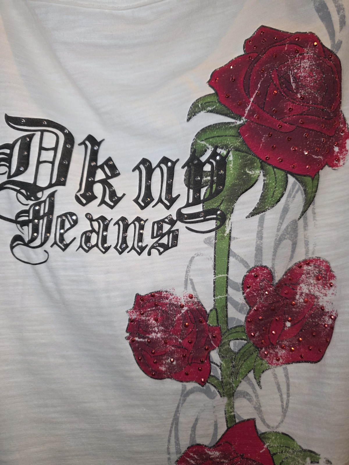 DKNY Jeans L White Red Rose Rhinestone Graphic Knit Scoop Neck Short Sleeve Tee