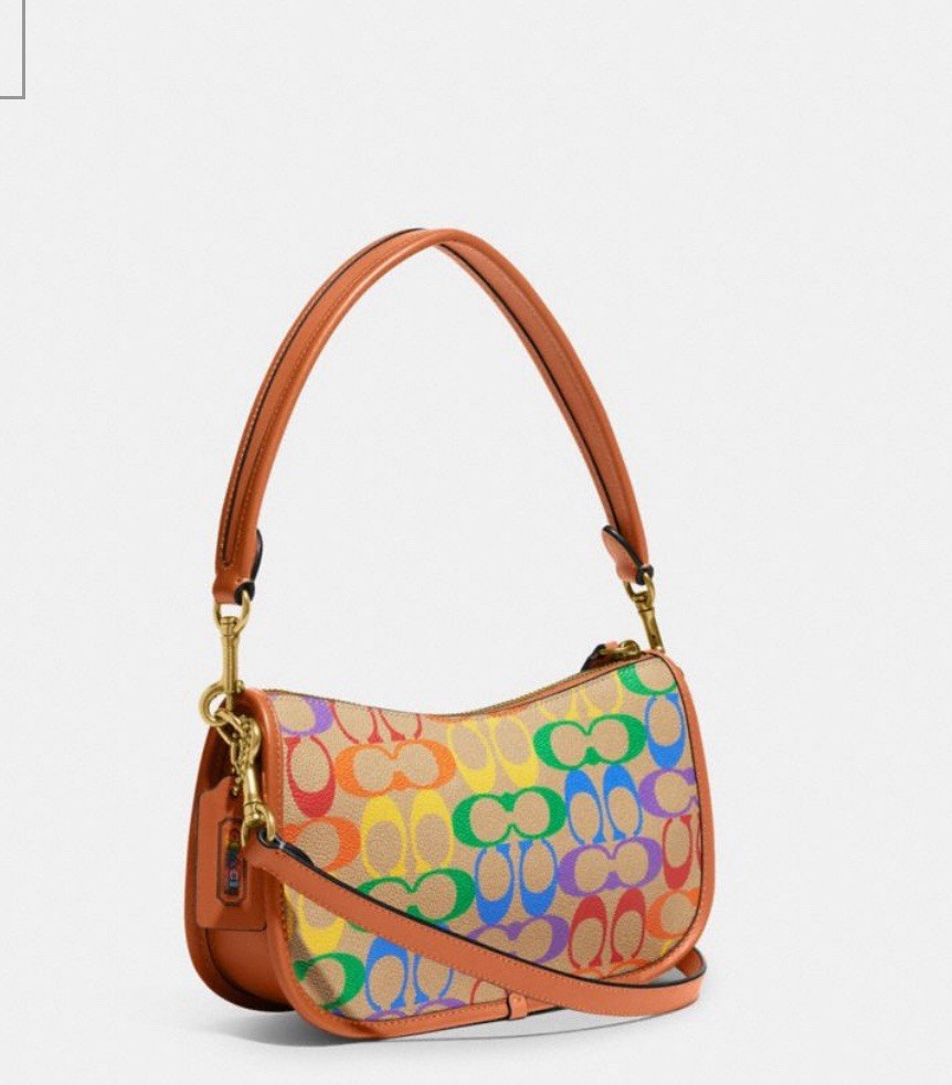 NWTCOACH Swinger Shoulder Bag In Rainbow signature Leather Canvas