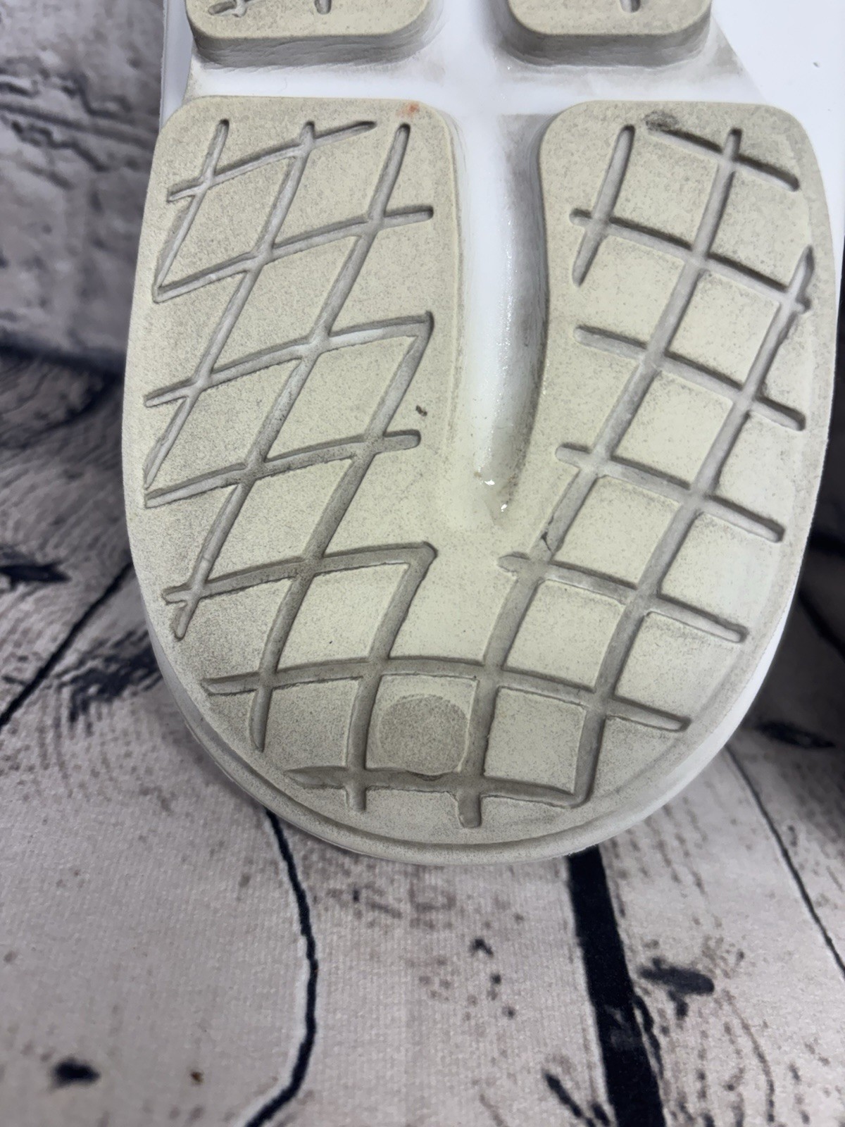 OOFOS OOahh Sport Flex Sandal Limited White Labyrinth Unisex Men’s 12 Women’s 14