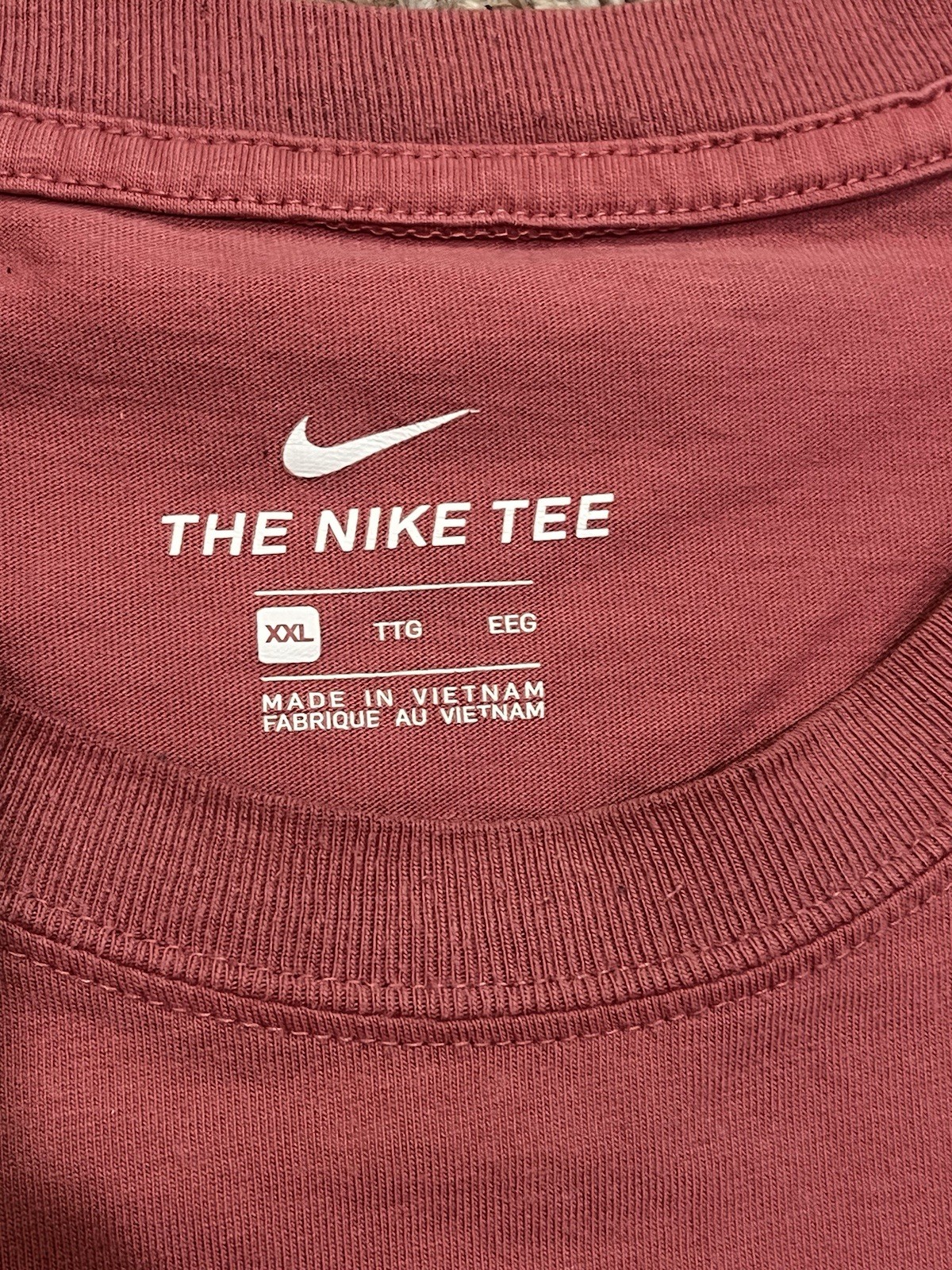 Nike Men’s Sportswear T-Shirt Active Short Sleeve Graphic Tee