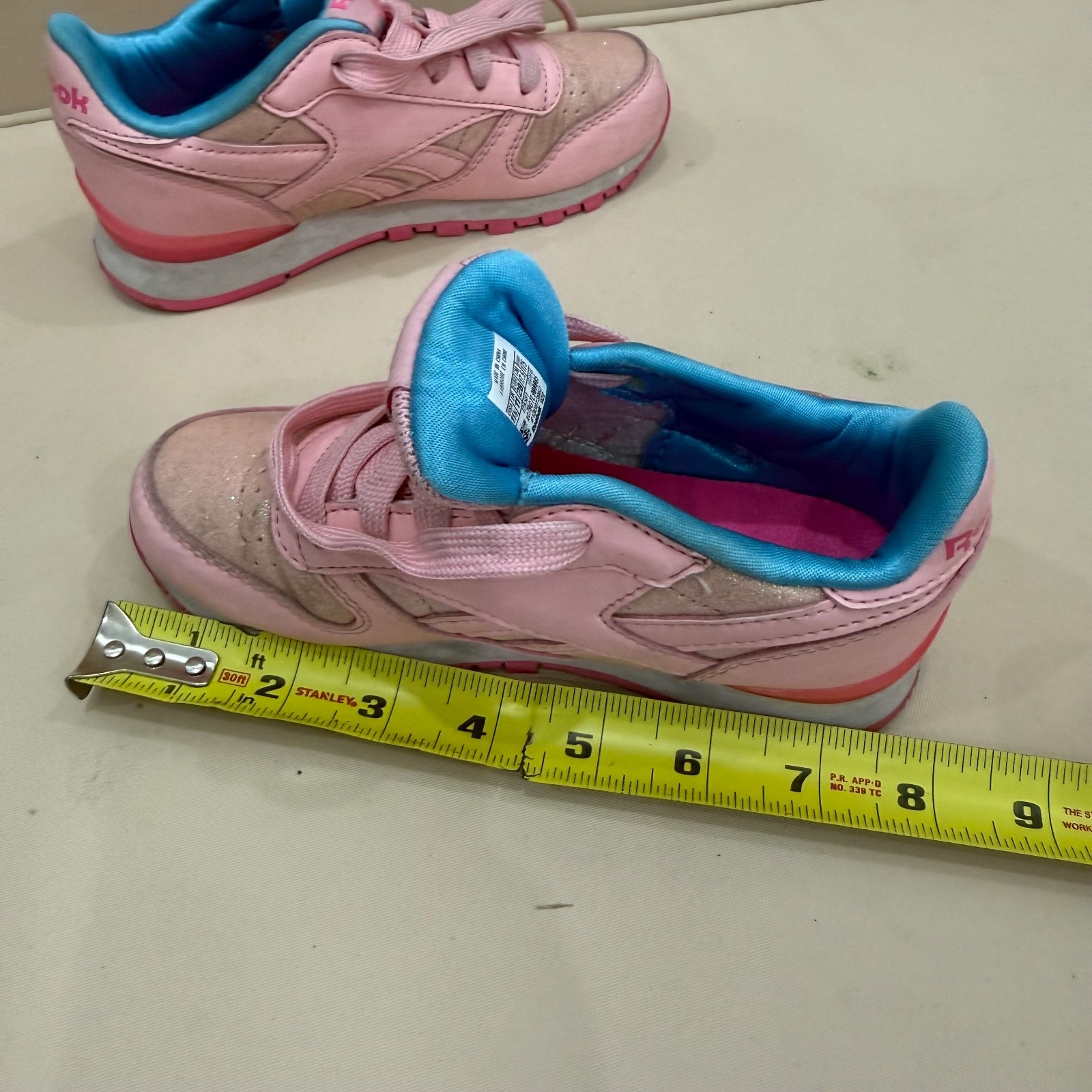 Reebok Classic Girls Sneakers Pink Glitter Athletic Shoes Youth Size 11.5