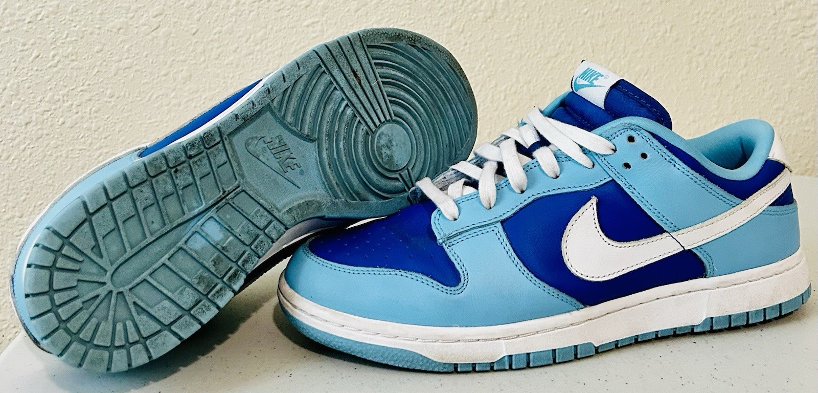Nike Dunk Leather Low Top LaceUp Sneakers Blue/White US Men’s Size 10 DM0121-400