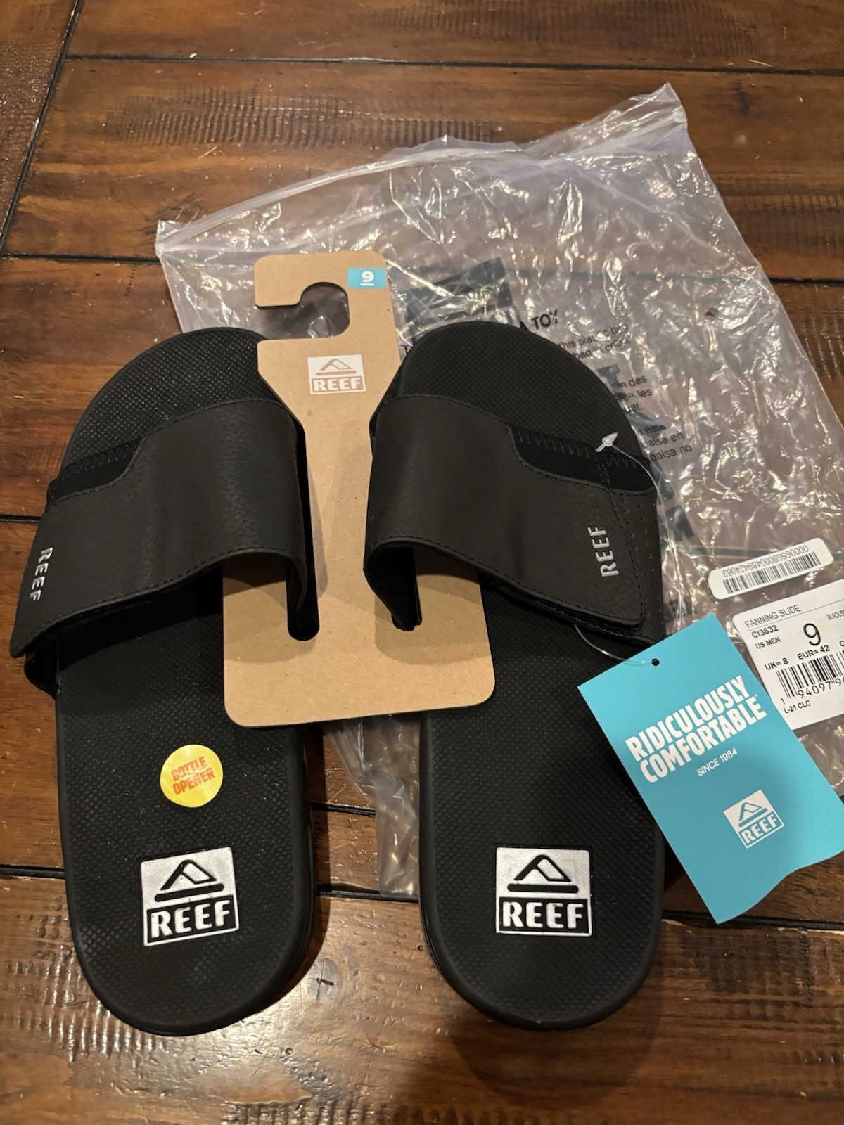NEW Reef Mens Fanning Slides Sandals Adjustable Strap Bottle Opener Size 9 US