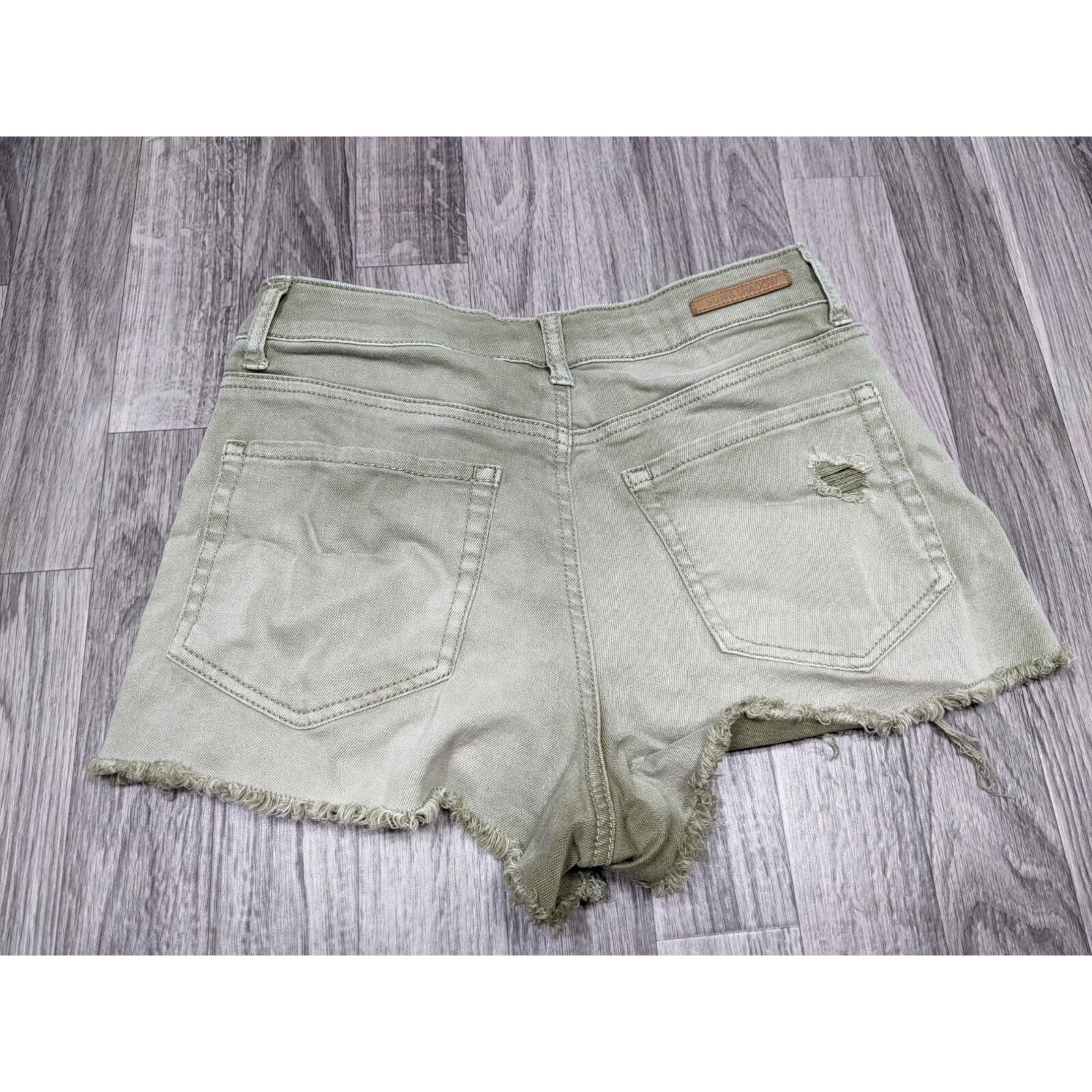 Sun & Shadow Womens Size 25 Distressed Fringe Hem Button Fly Green Jean Shorts