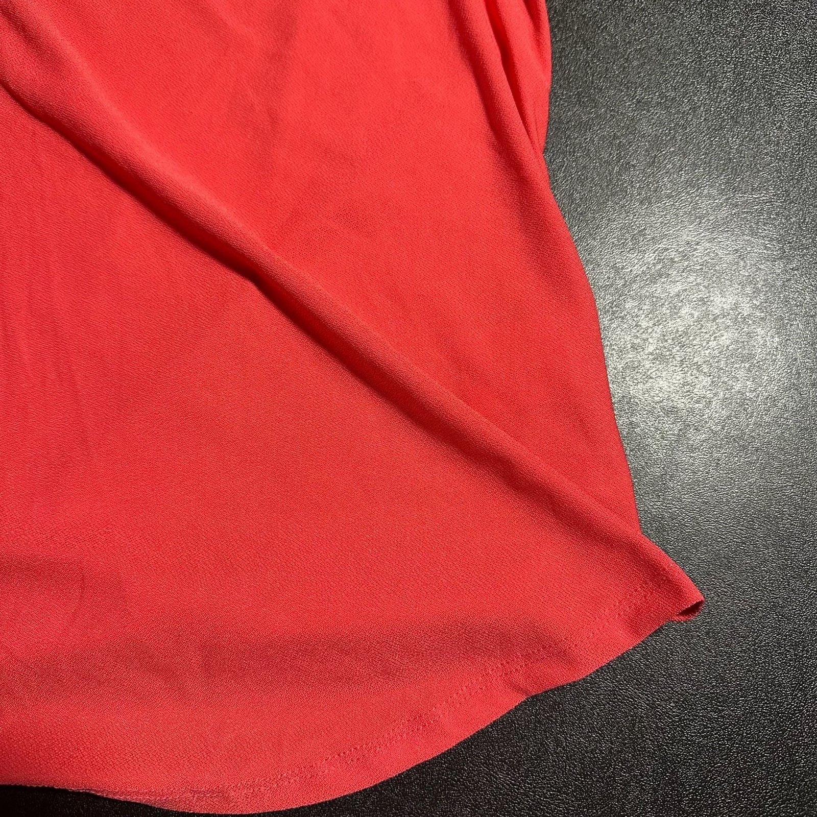 A.U.W. LANY Women’s Red Sleeveless Notch Neck Blouse