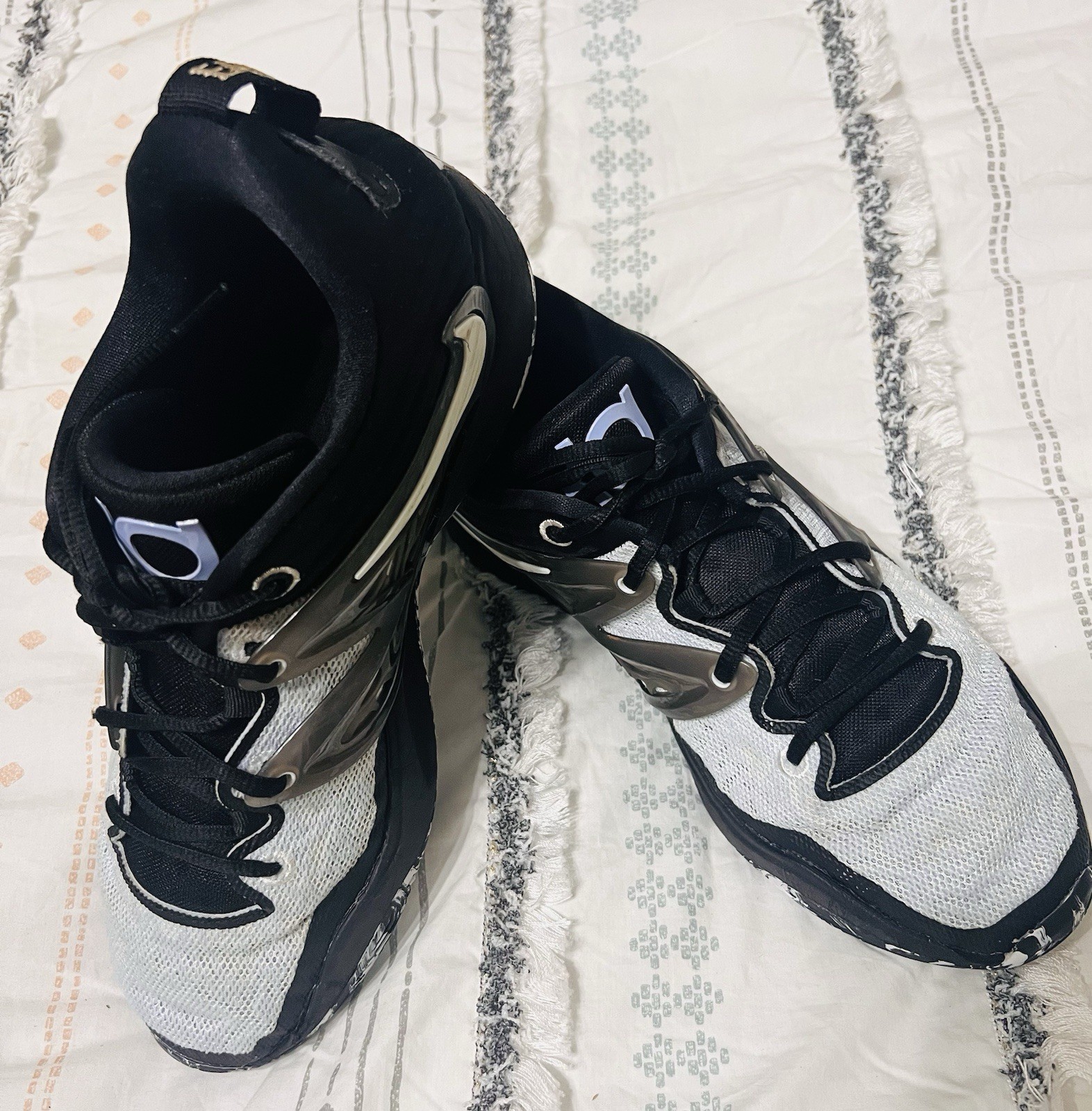 Nike KD15 Refugee White Black Royal Tint Basketball Shoes DC1975-101 Size 10 1/2