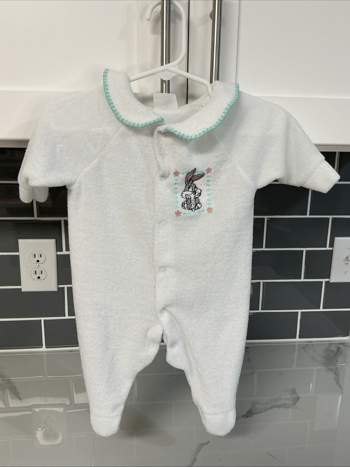 Vintage Gerber Baby Looney Tunes Bugs Bunny Terry Sleeper White Fits 0-3M Small