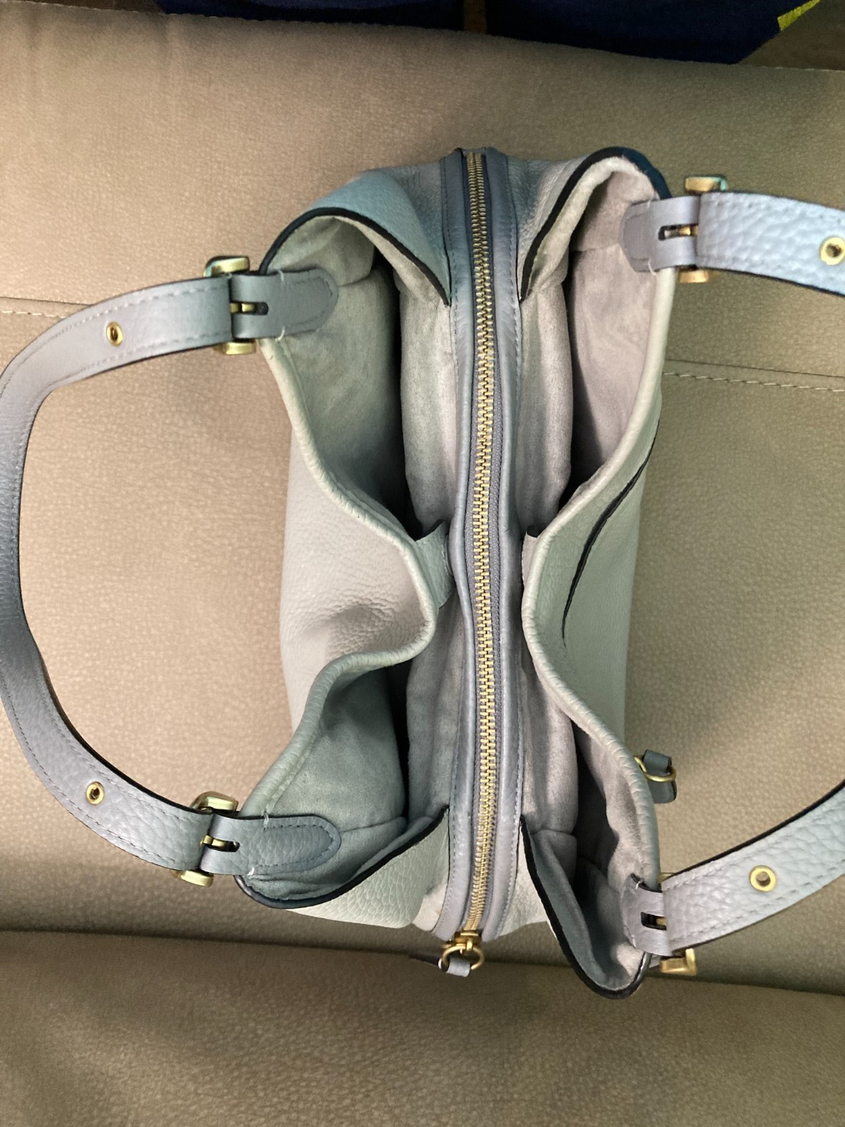 COACH ” LORI” CARRYALL STYLE SHOULDER BAG IN PALE GRAY PEBBLED LEATHER_NO. C6627