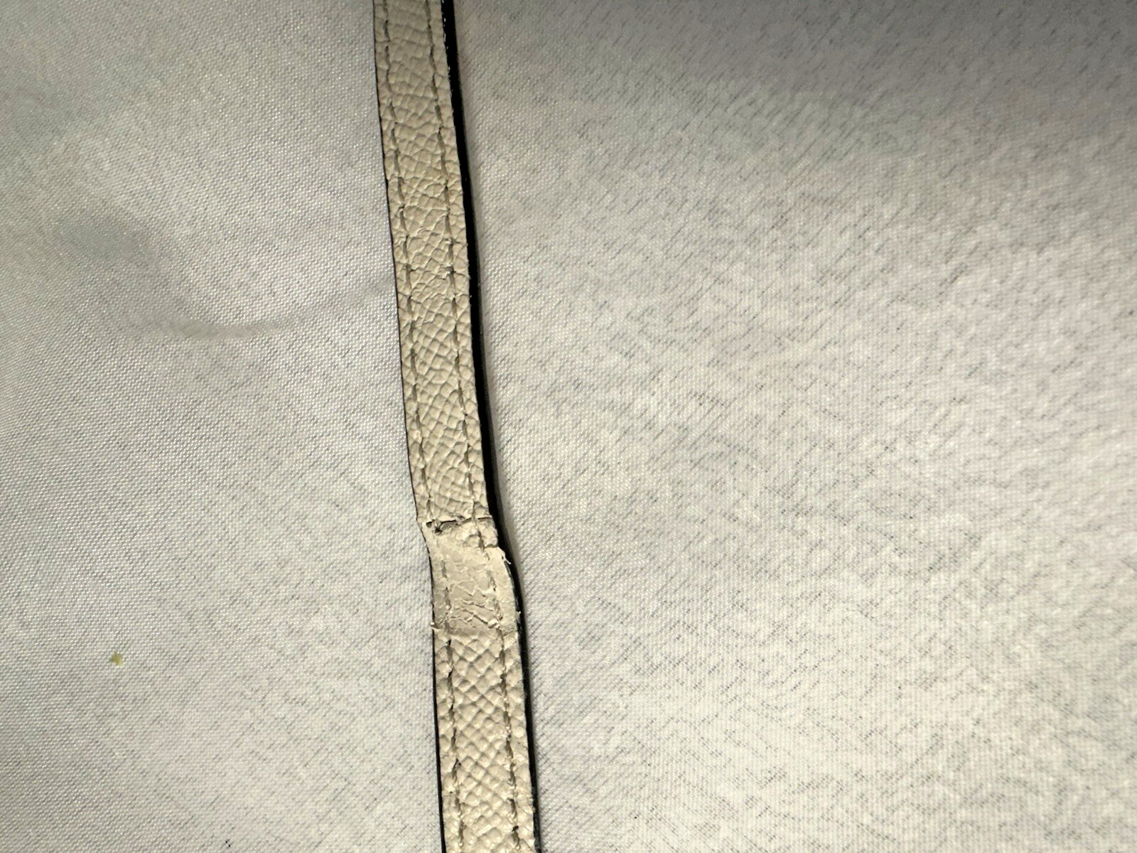 COACH #F25591 Top Handle Pouch in Crossgrain Leather Sz 8.75″ (L) × 5″ (H) ×3″ D