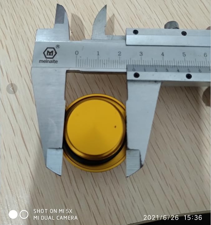 Oil Filler Cap Plug For R1 R3 R6 FZ1 FZ6/R FZ07 FZ8 FJR1300 MT01 MT07 yellow