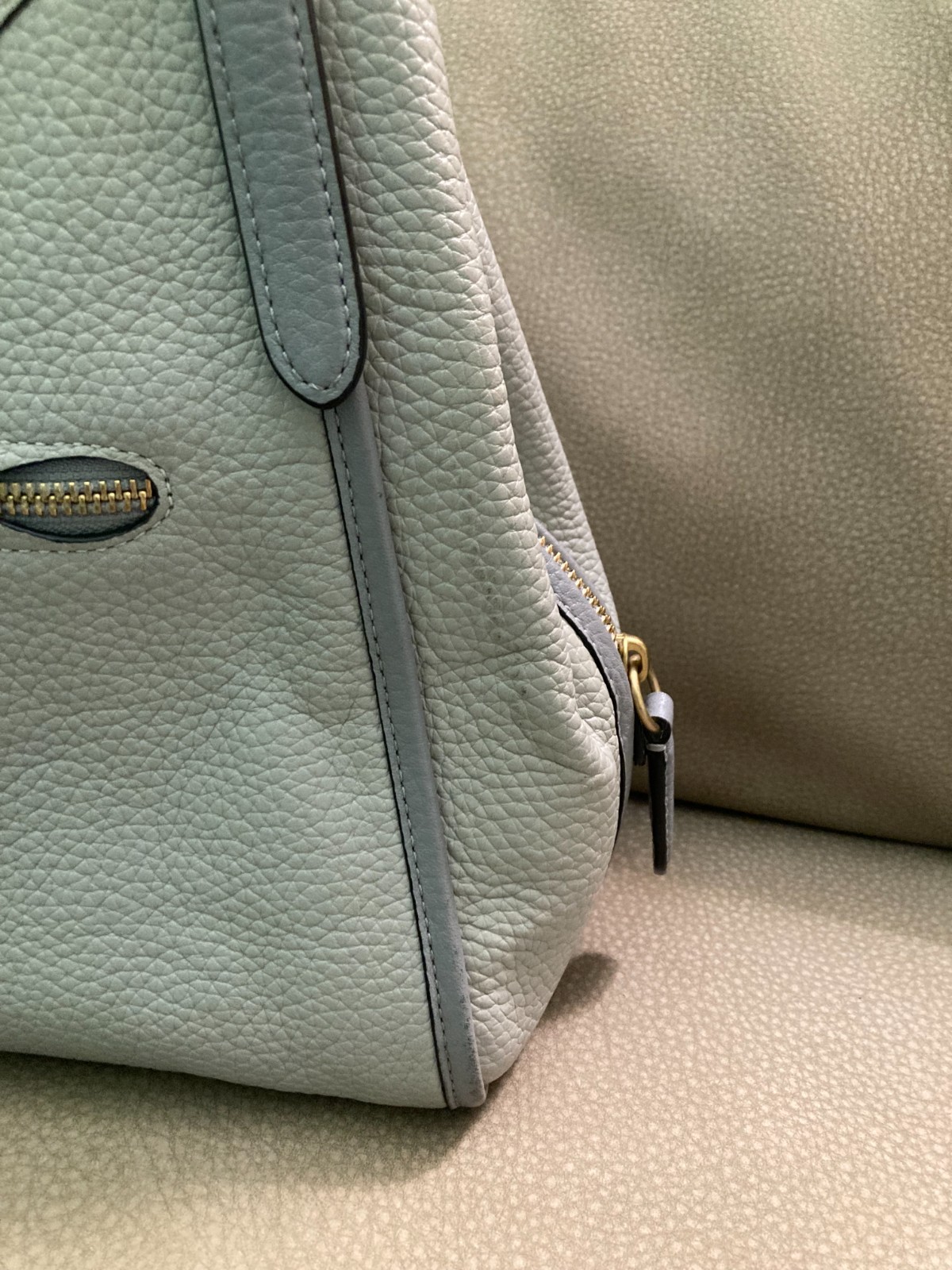 COACH ” LORI” CARRYALL STYLE SHOULDER BAG IN PALE GRAY PEBBLED LEATHER_NO. C6627