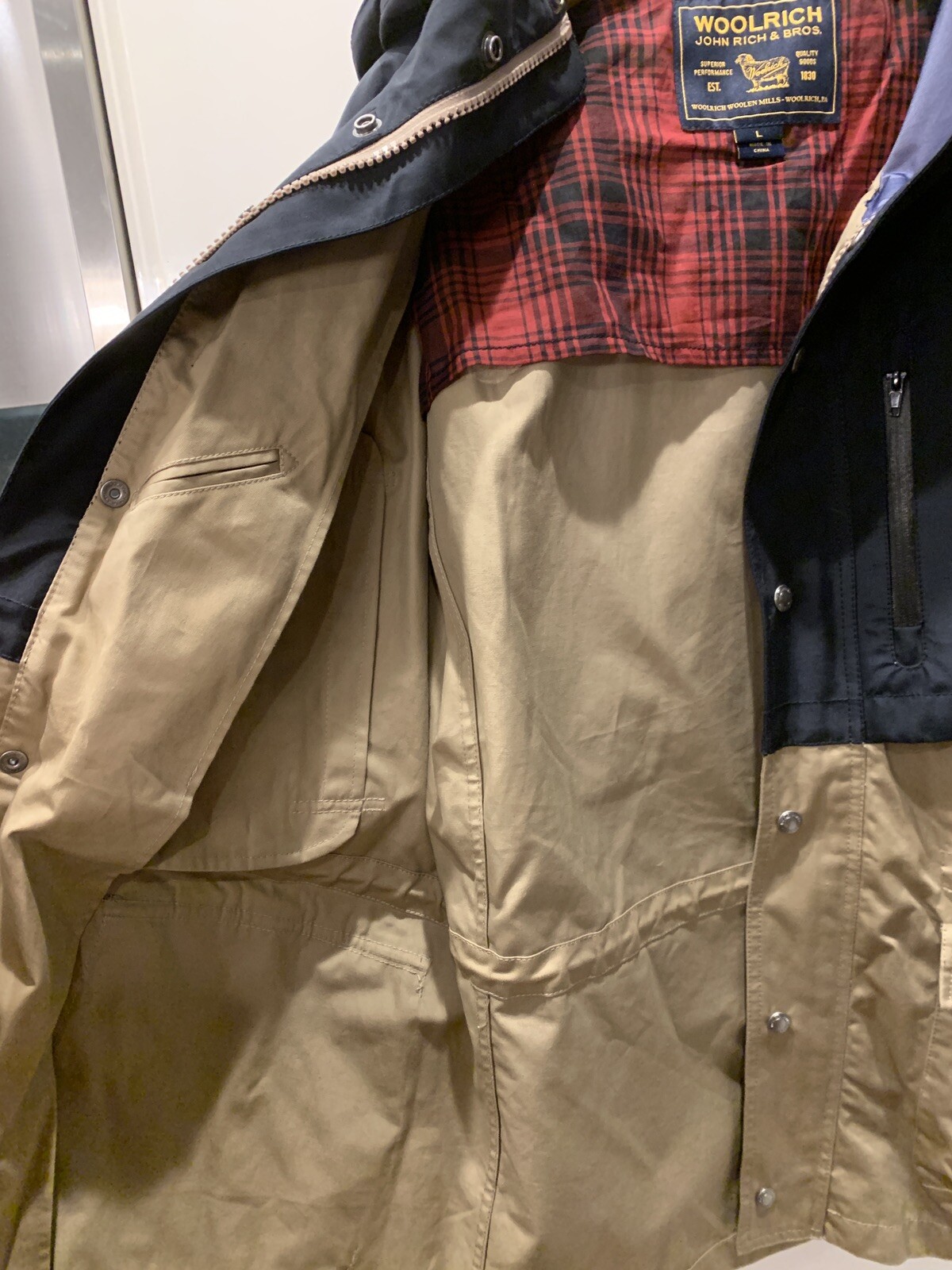 Woolrich Jacket NWT Sz L Navy Khaki Water Resistant Sealed Seams
