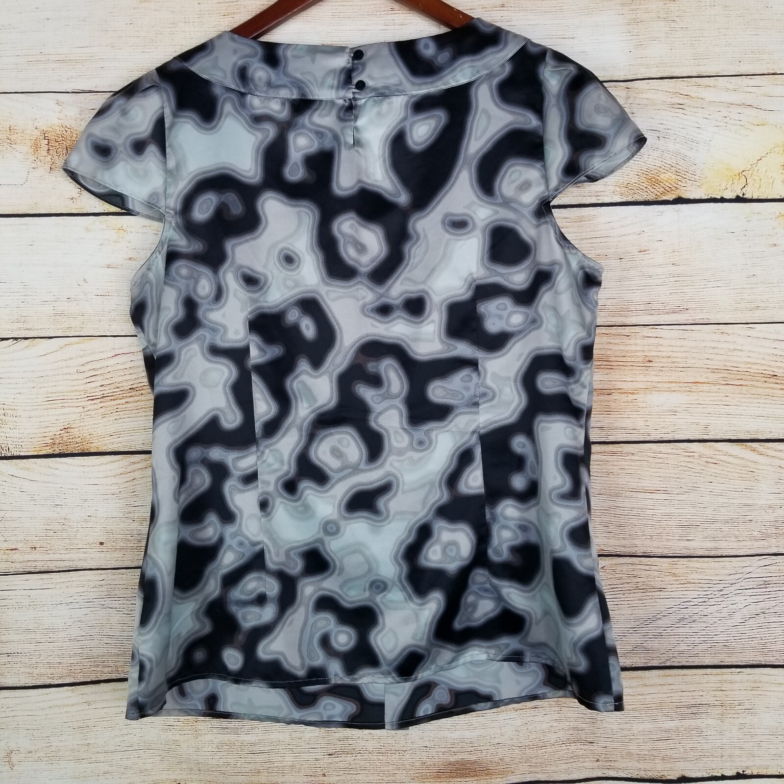 Worthing Womens Top Size L Gray Disco Abstract Bead Detail Short Sleeve Career