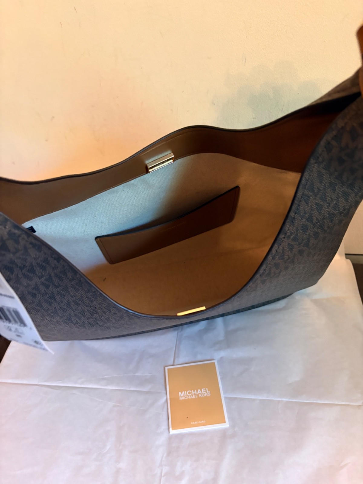 $398 Michael Kors Authentic Nolita Large Hobo New Handbag
