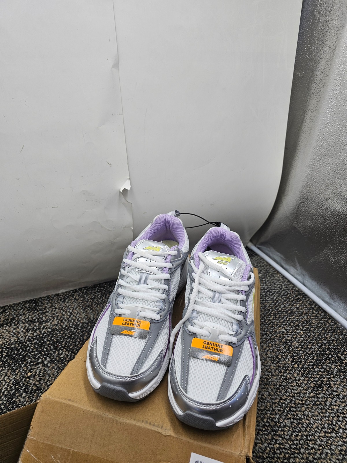 Avia 5000 Purple Women’s Performance Sneakers Size 8-1/2 Purple Silver