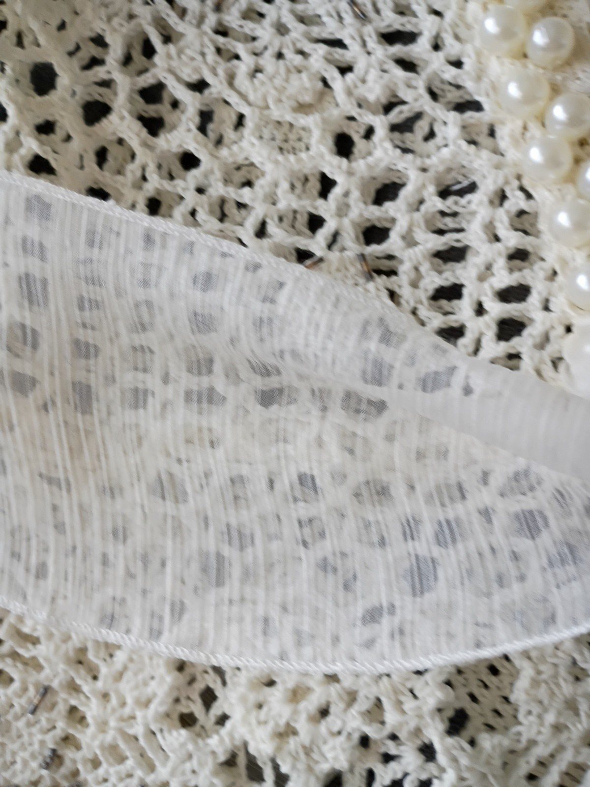 STYLE BRAND QUALITY Crochet top`Pearls Ruffle sleeve seed beads NICE!! LARGE