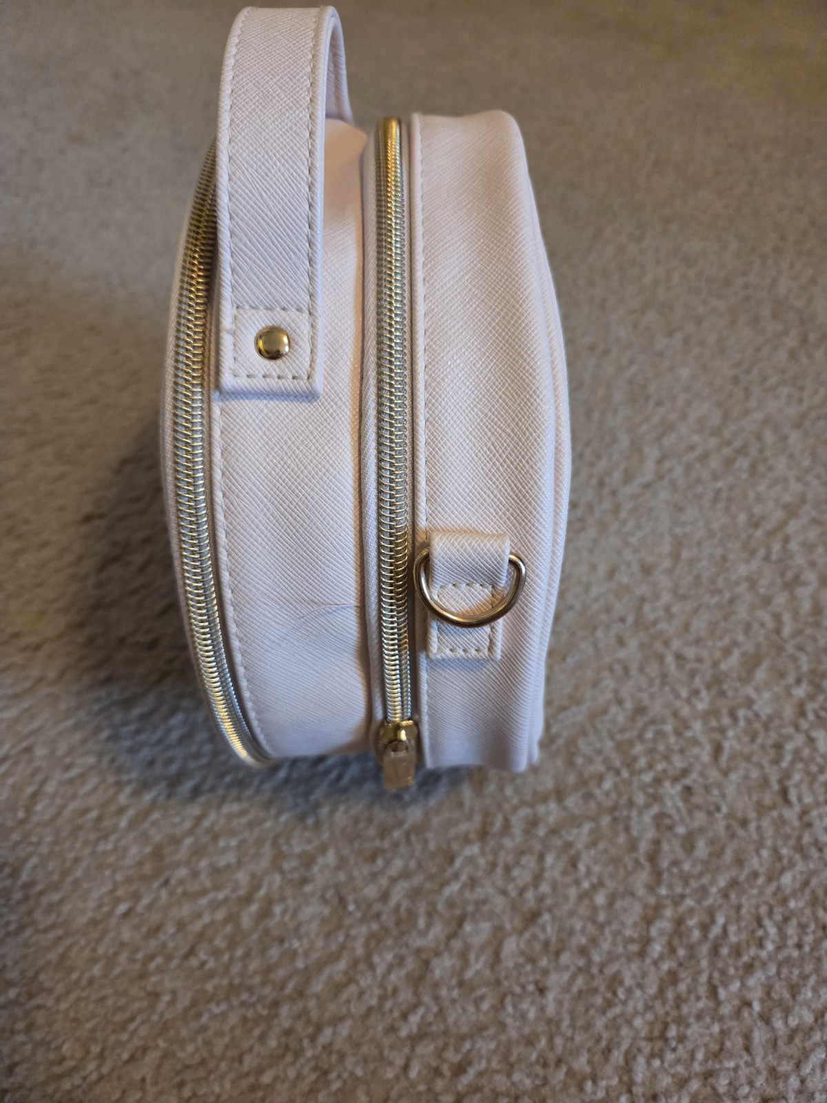 MISSING MIRROR GENTLY USED DISCONTINUED RARE BEAUTY CROSSBODY MAKEUP BAG VEGAN