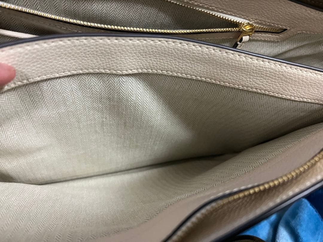 Tory Burch Robinson Pebbled Tote