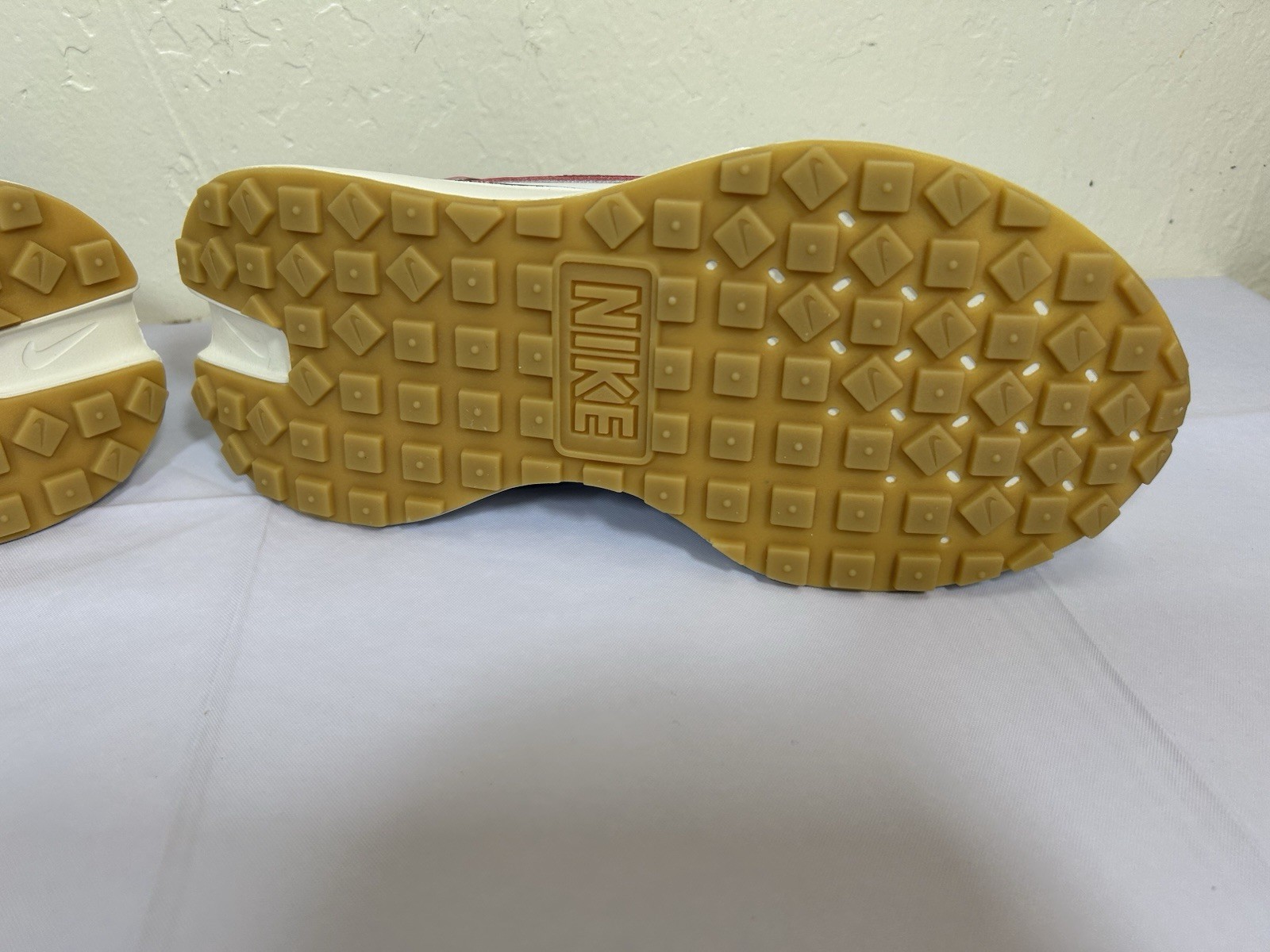 Nike Phoenix Waffle “Light Bone” Women’s Size 8.5 Shoes Sneakers FZ3600-072
