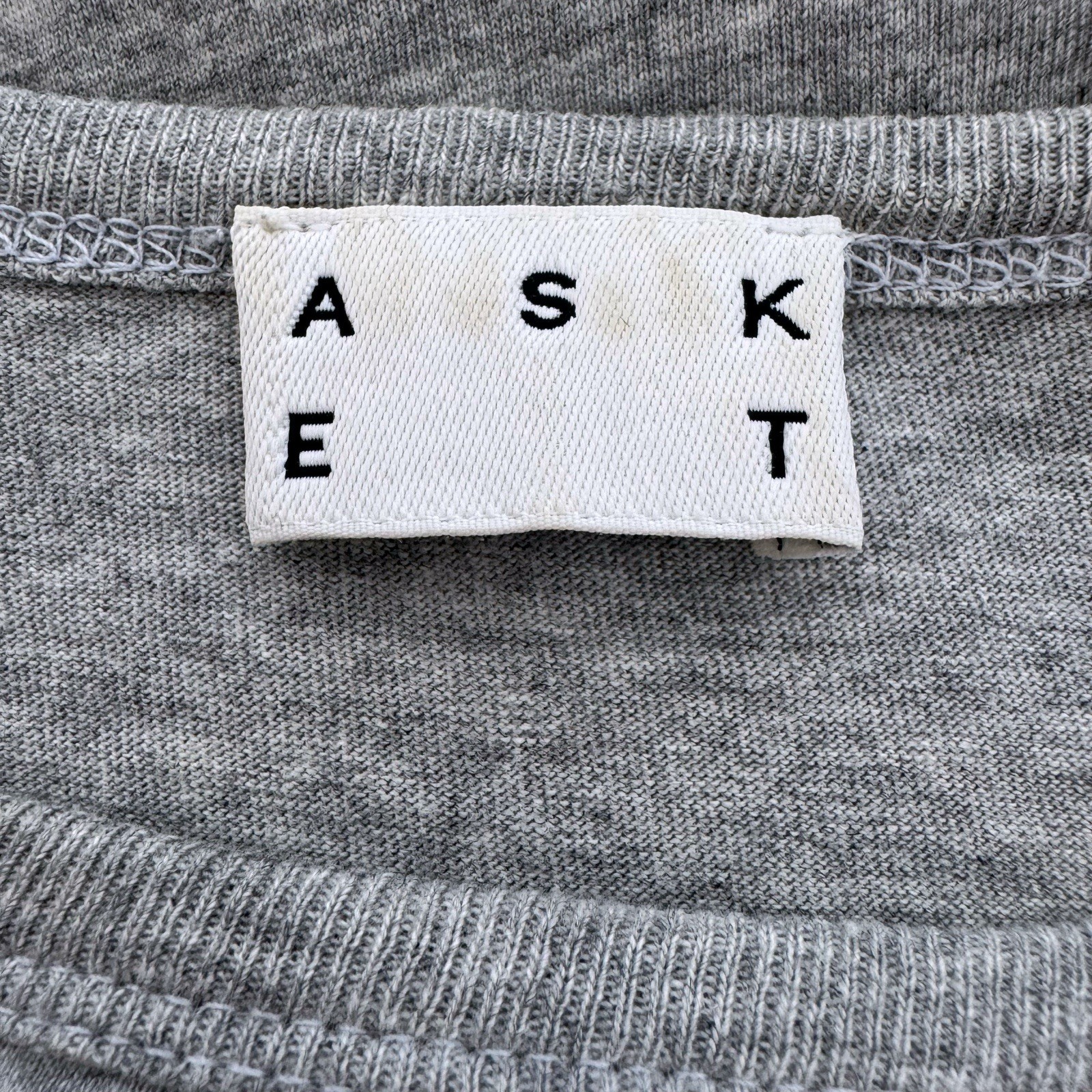 Asket Men’s Gray T-Shirt Minimalist Preppy Basic Neutral 100% Cotton Casual