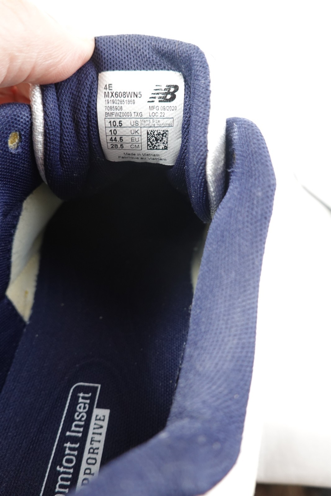 Size 10.5 – New Balance 608 4E Wide White