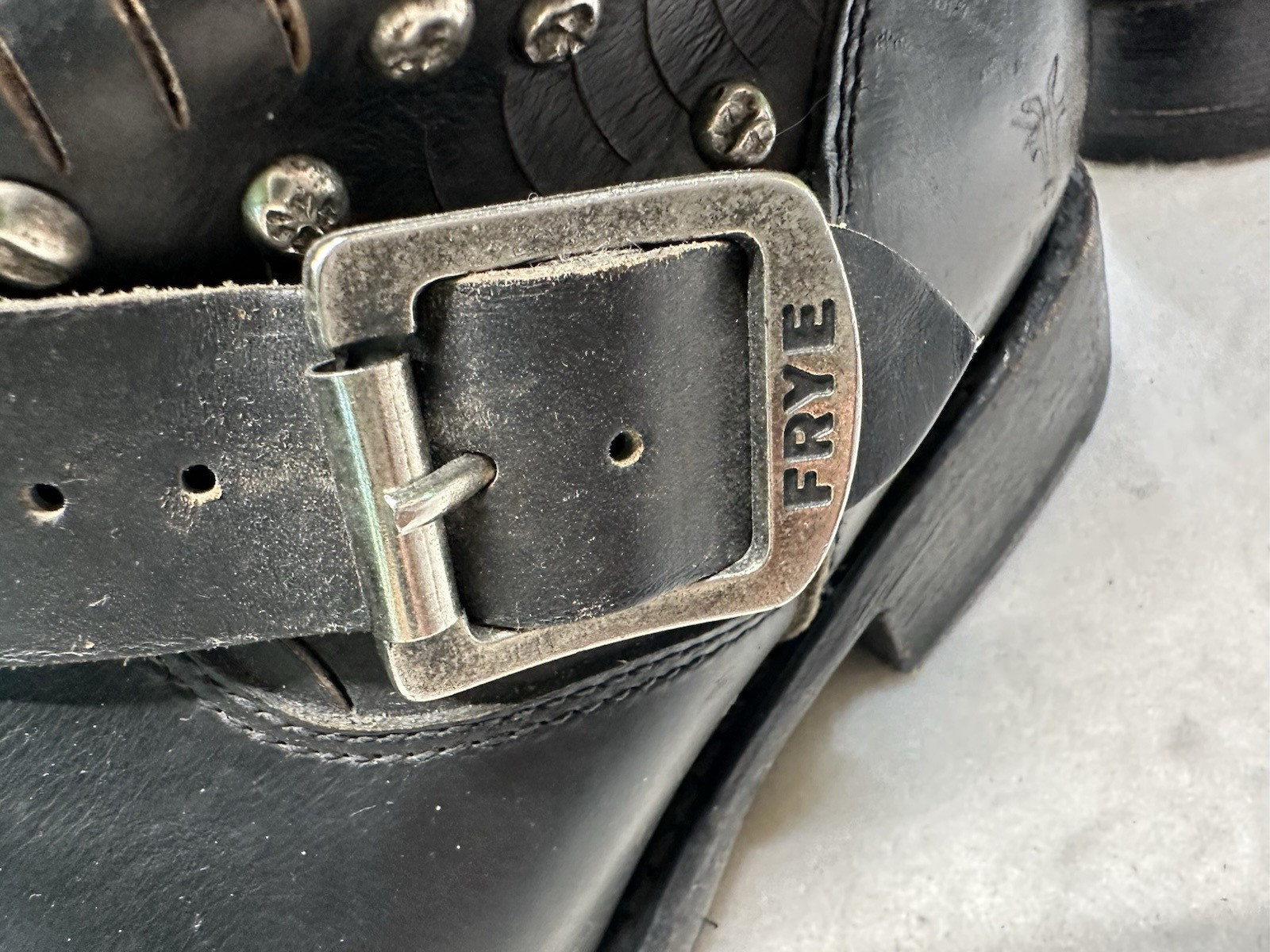 Frye Jenna Cut Stud Short Moto Boots Wms Size 9.5B, Retail $428 Distressed Black