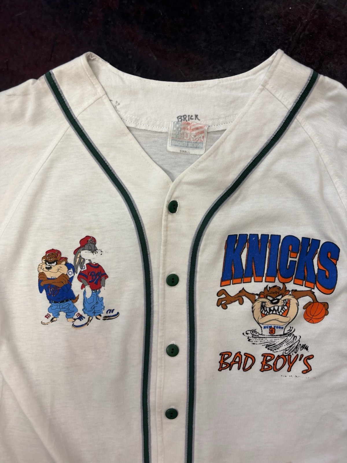 Vintage 1990s New York Knicks Looney Tunes Baseball Jersey Small Nba 90s