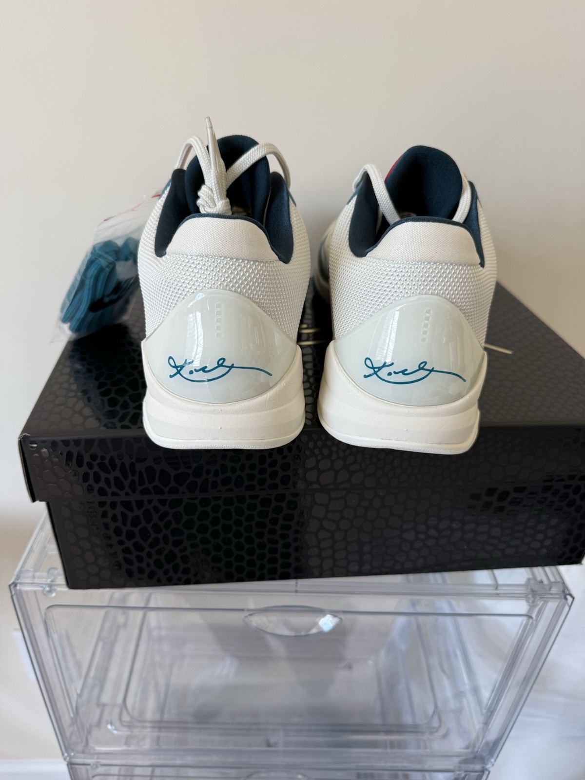 Nike Kobe 5 Protro Caitlin Clark “Coconut Milk” IZ1852-100 Mens Size 11