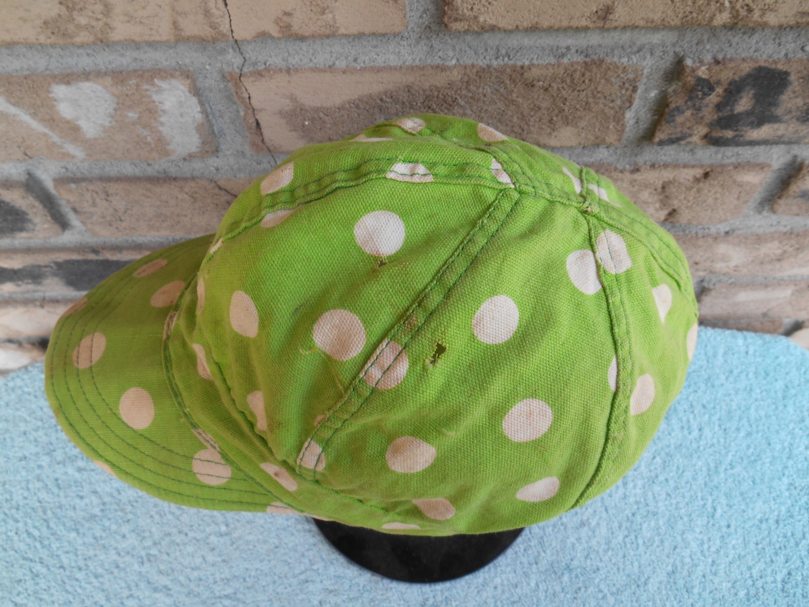 Vintage COTTON WELDERS CAP. GREEN & WHITE DOTS. SIZE SMALL 6-7/8. HAS HOLES!