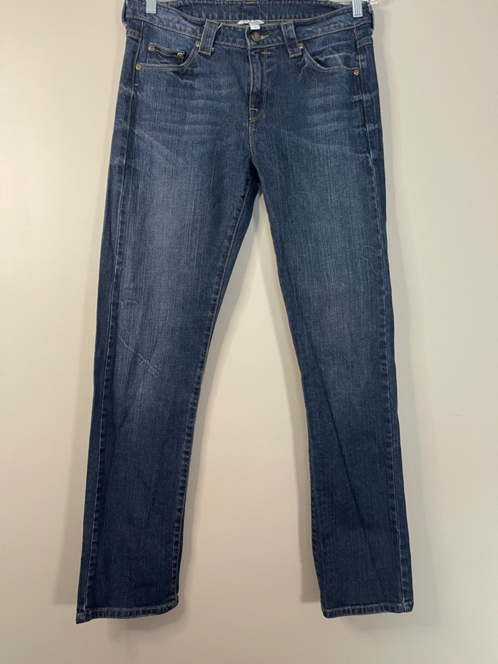 Classic Straight-Leg Dark Wash Jeans – Blue
