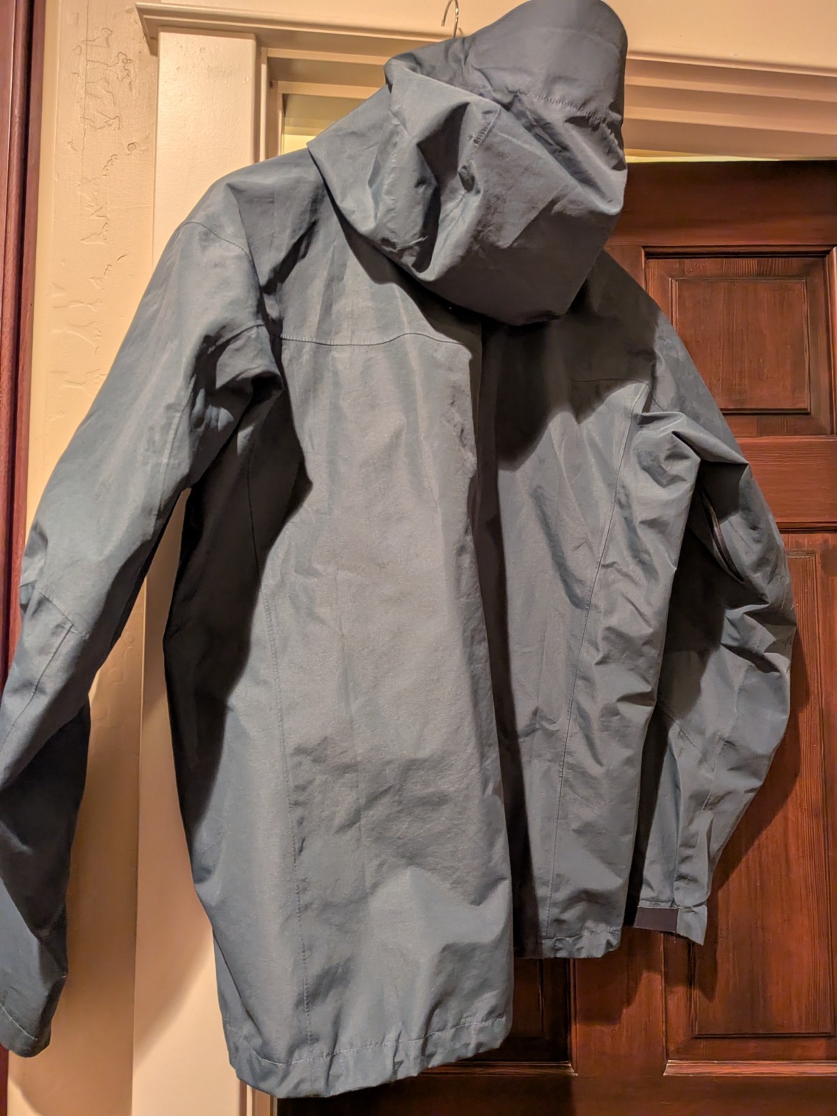Arc’teryx Rainjacket Size Medium Men’s